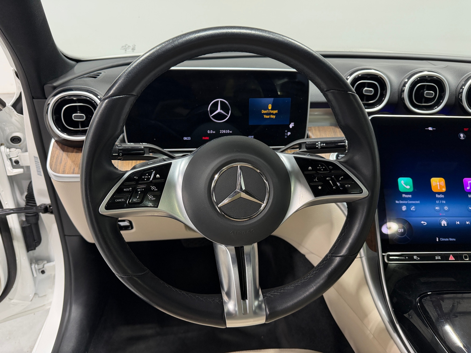 Thumbnail: 2025 Mercedes-Benz C-Class - 4