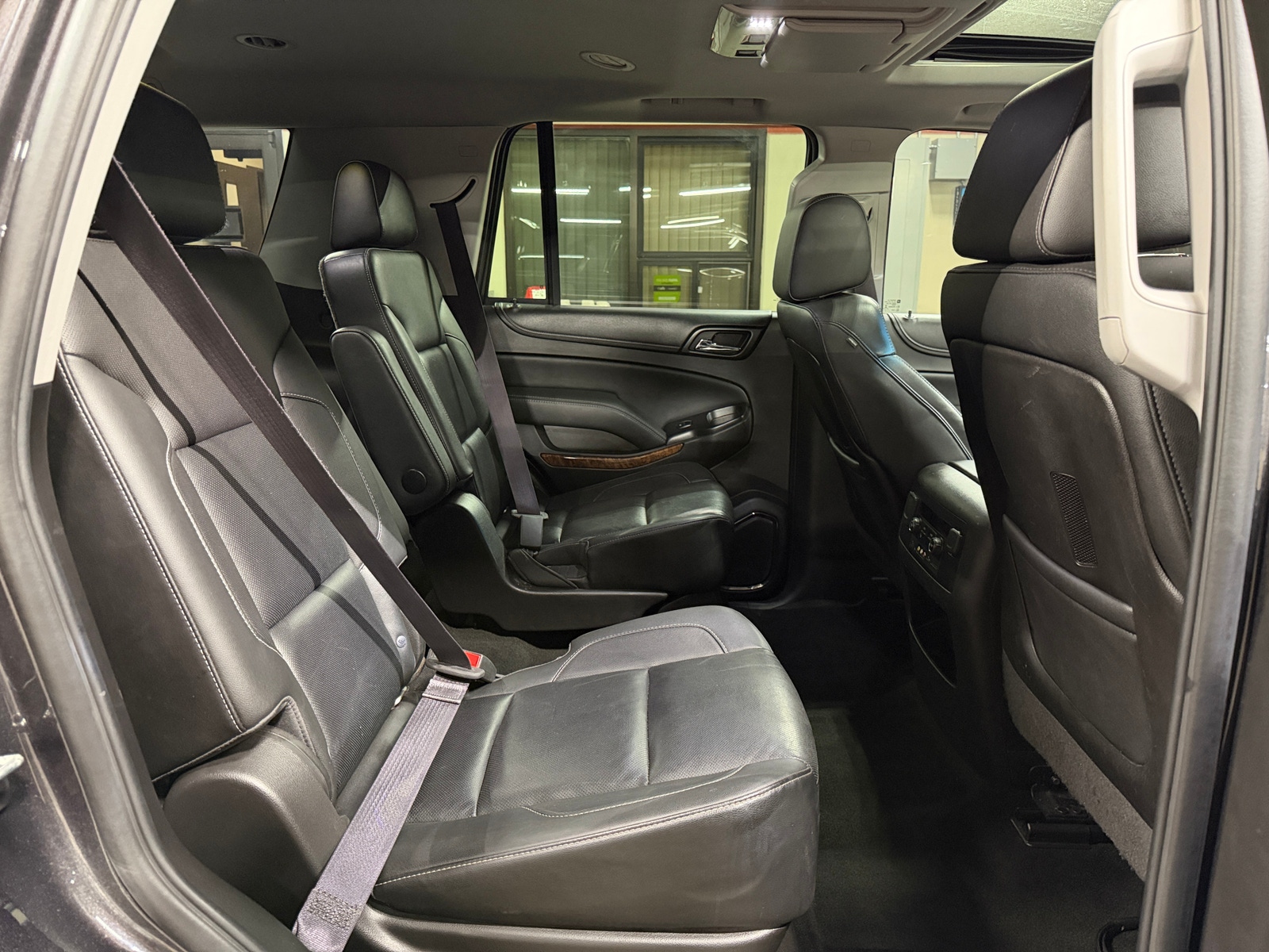 Thumbnail: 2016 Chevrolet Tahoe - 5
