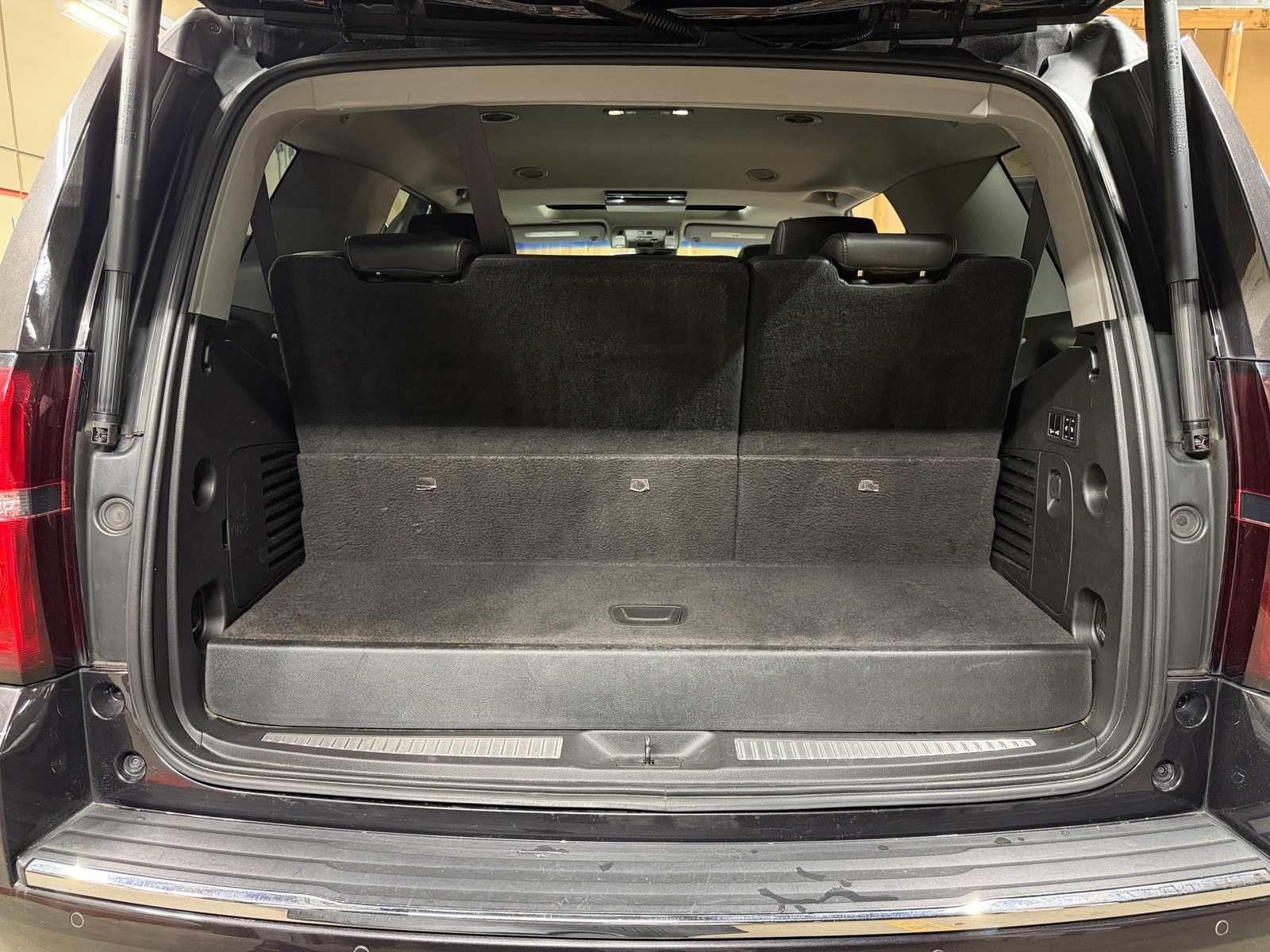 Thumbnail: 2016 Chevrolet Tahoe - 6