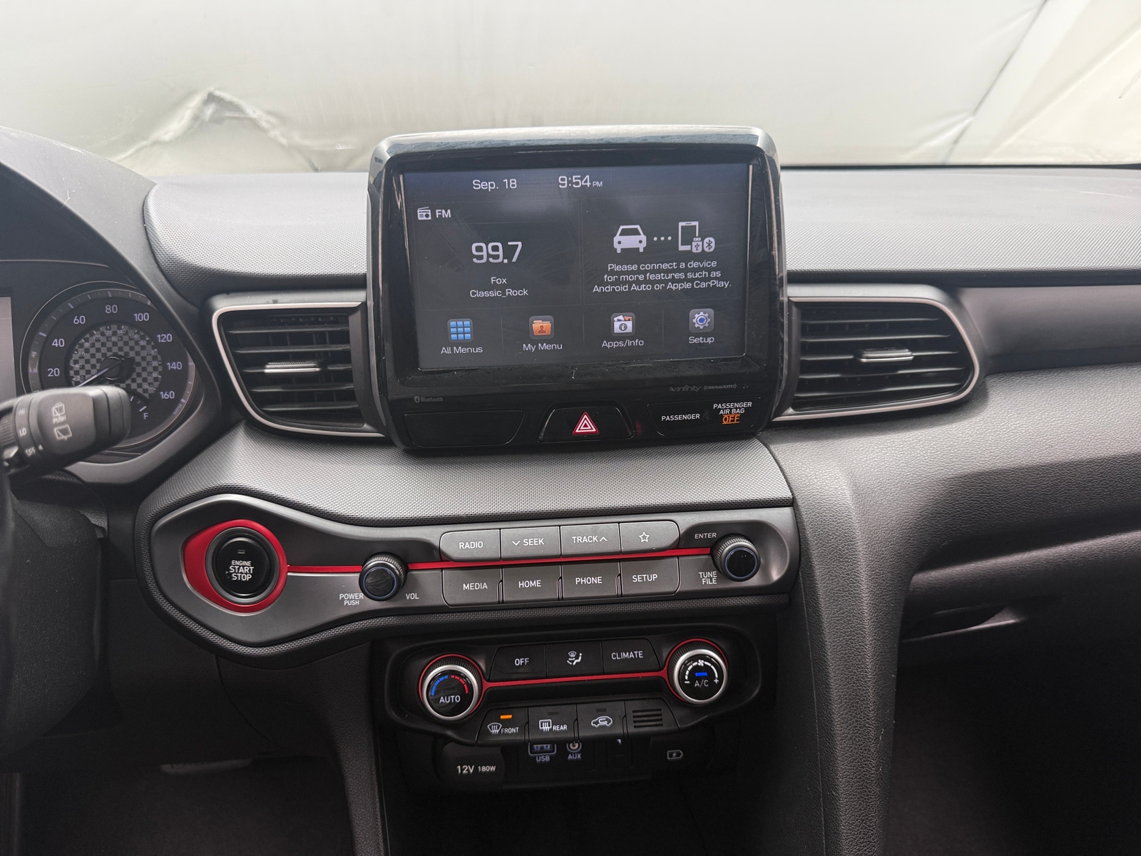 Thumbnail: 2019 Hyundai Veloster - 4
