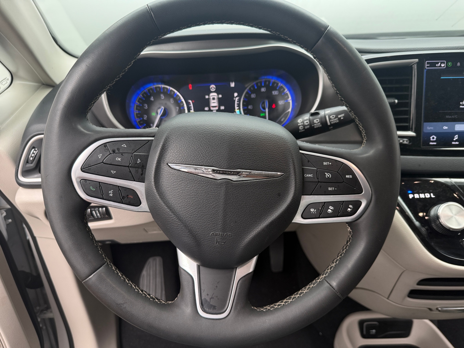 Thumbnail: 2024 Chrysler Pacifica - 4