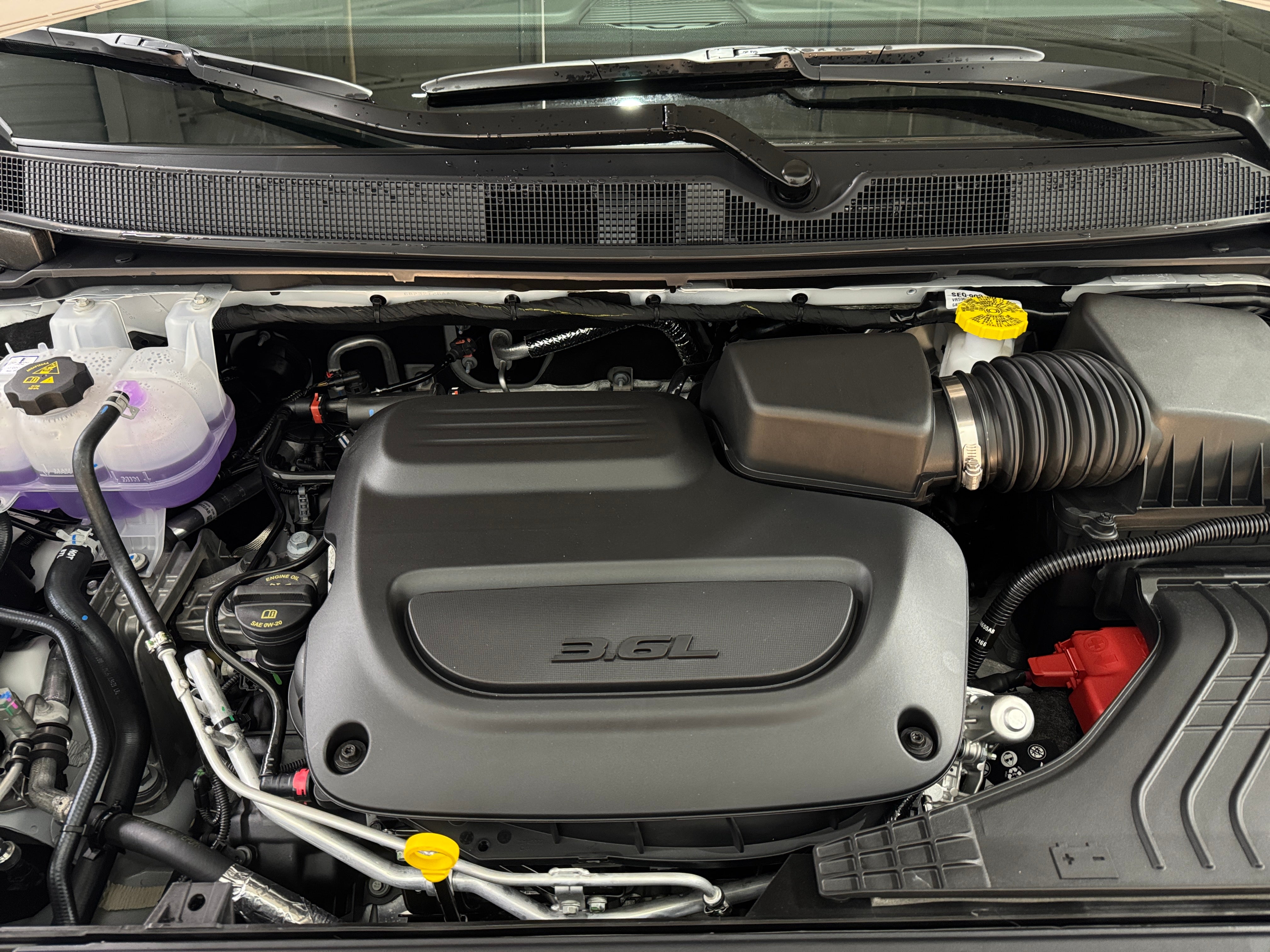 2027 Chrysler Voyager LX