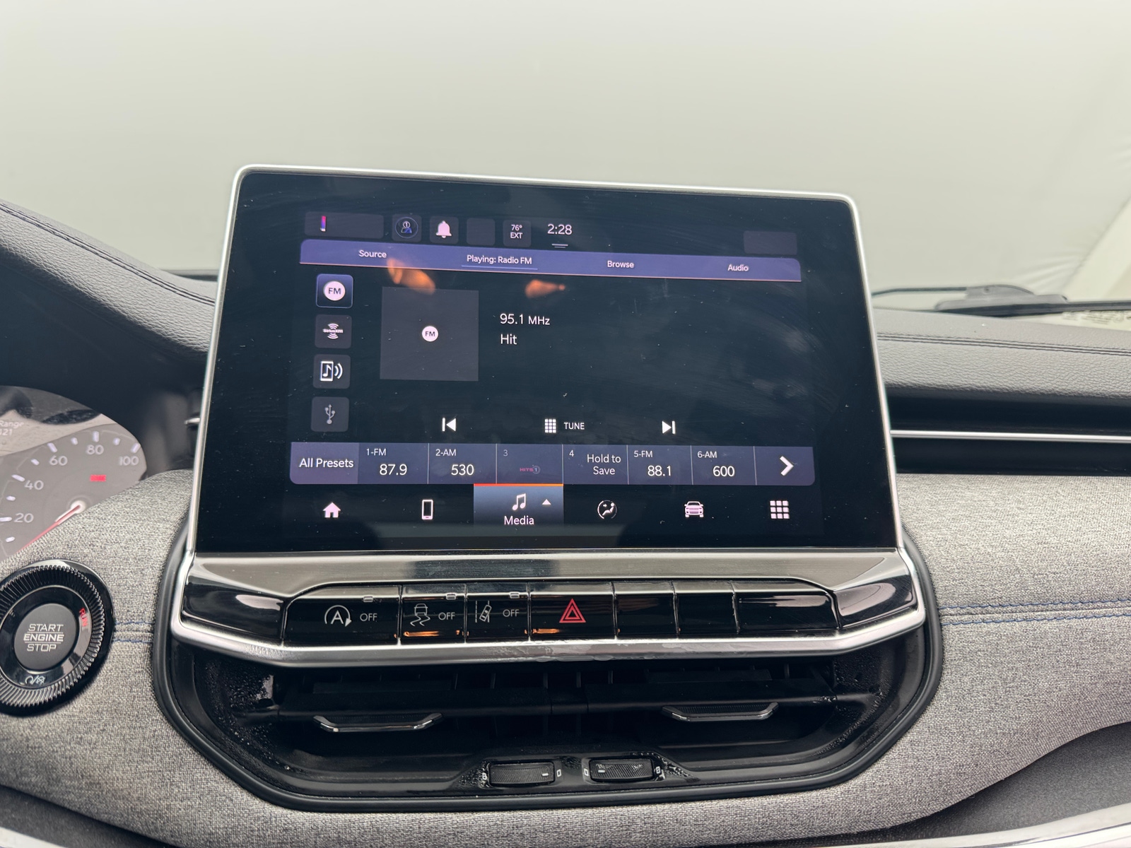 Thumbnail: 2023 Jeep Compass - 4