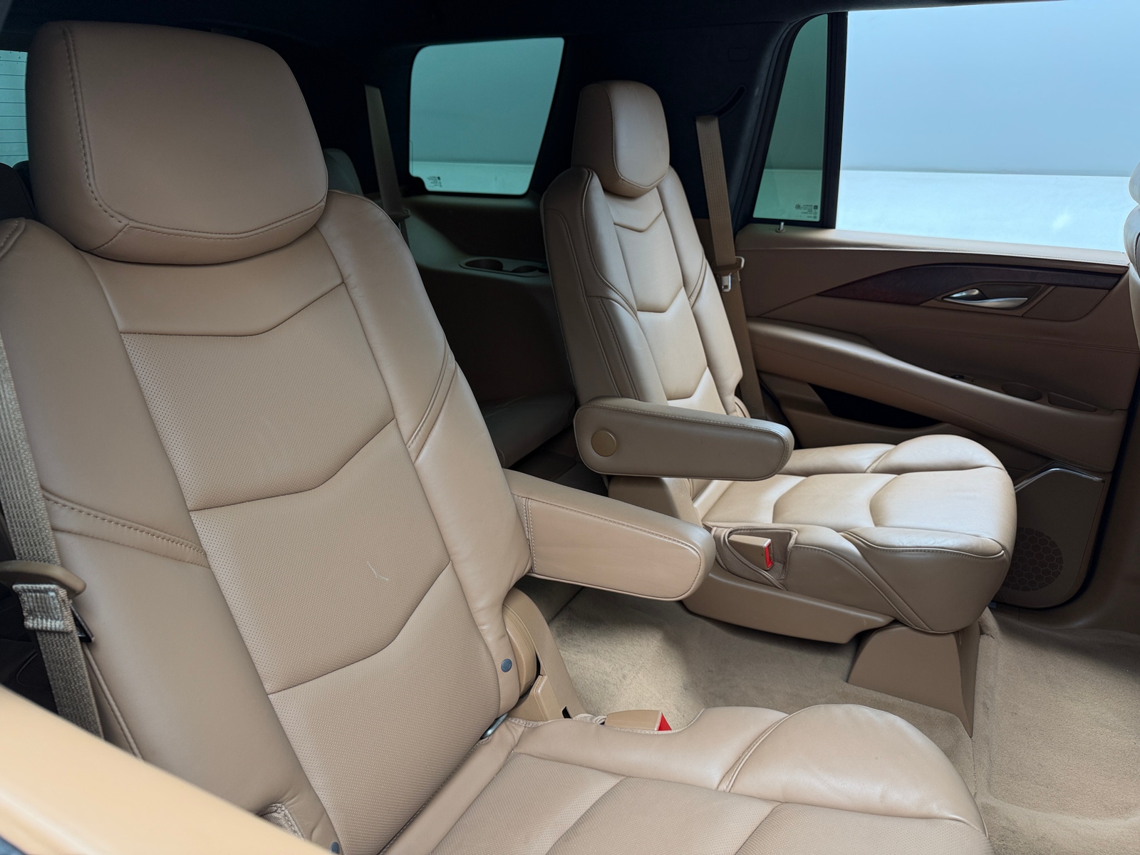 Thumbnail: 2017 Cadillac Escalade - 5