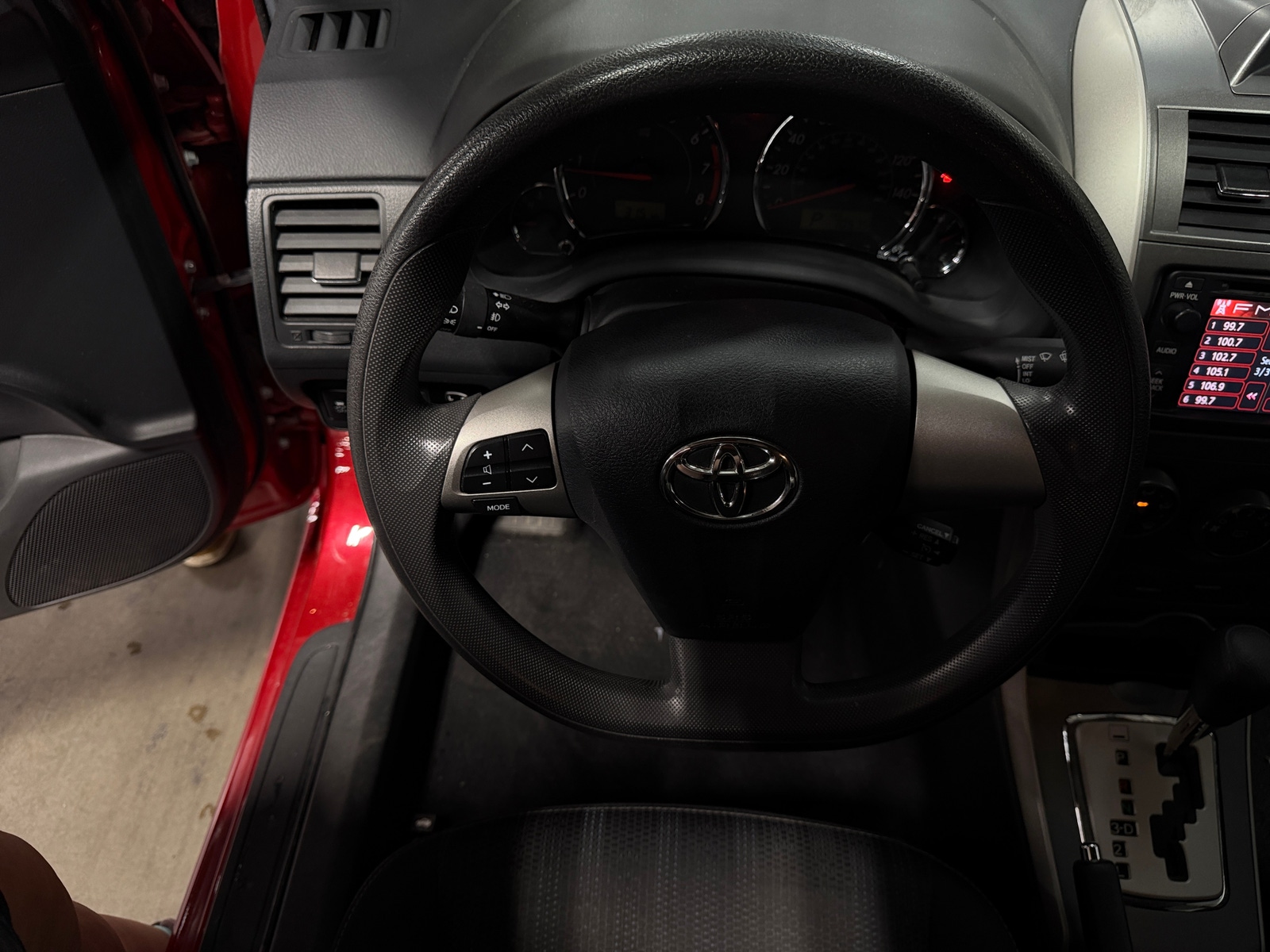 Thumbnail: 2013 Toyota Corolla - 5