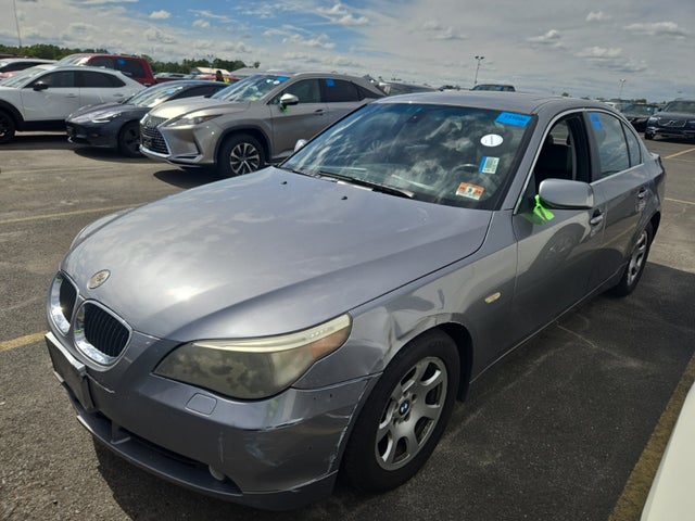 2004 BMW 525i