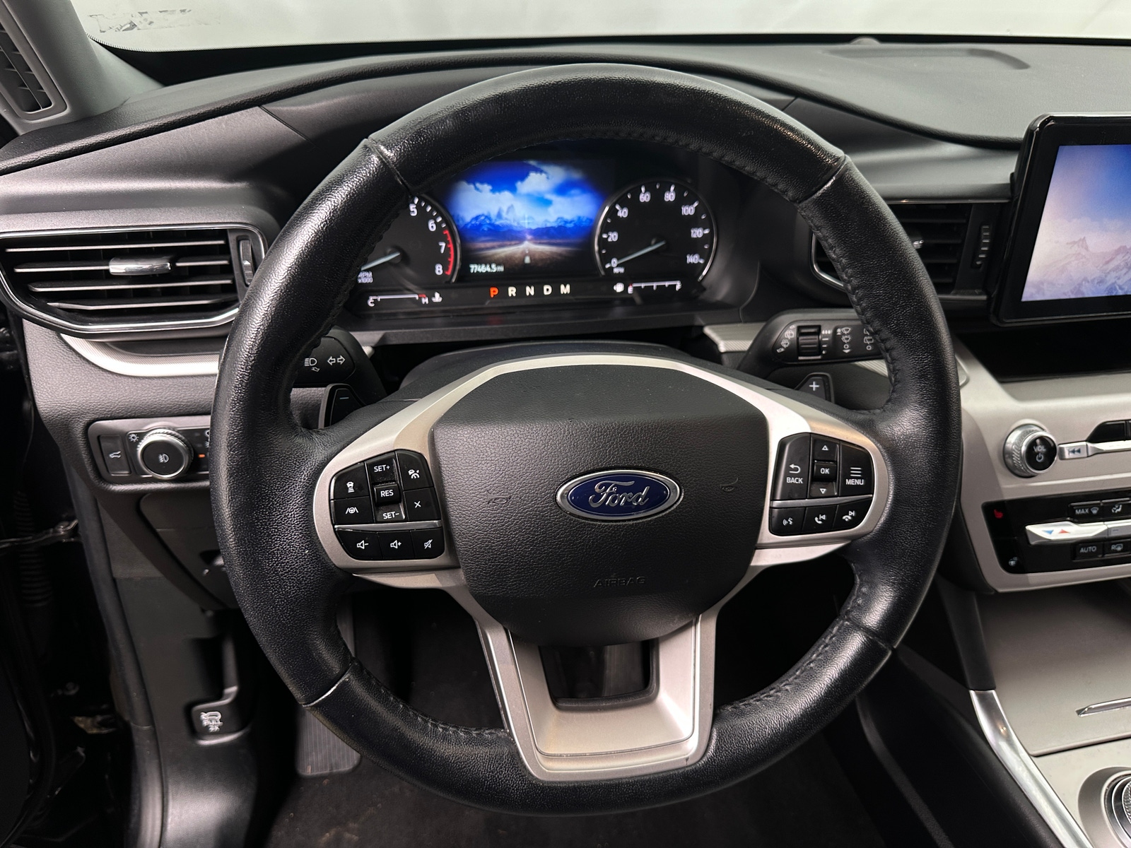 Thumbnail: 2021 Ford Explorer - 4