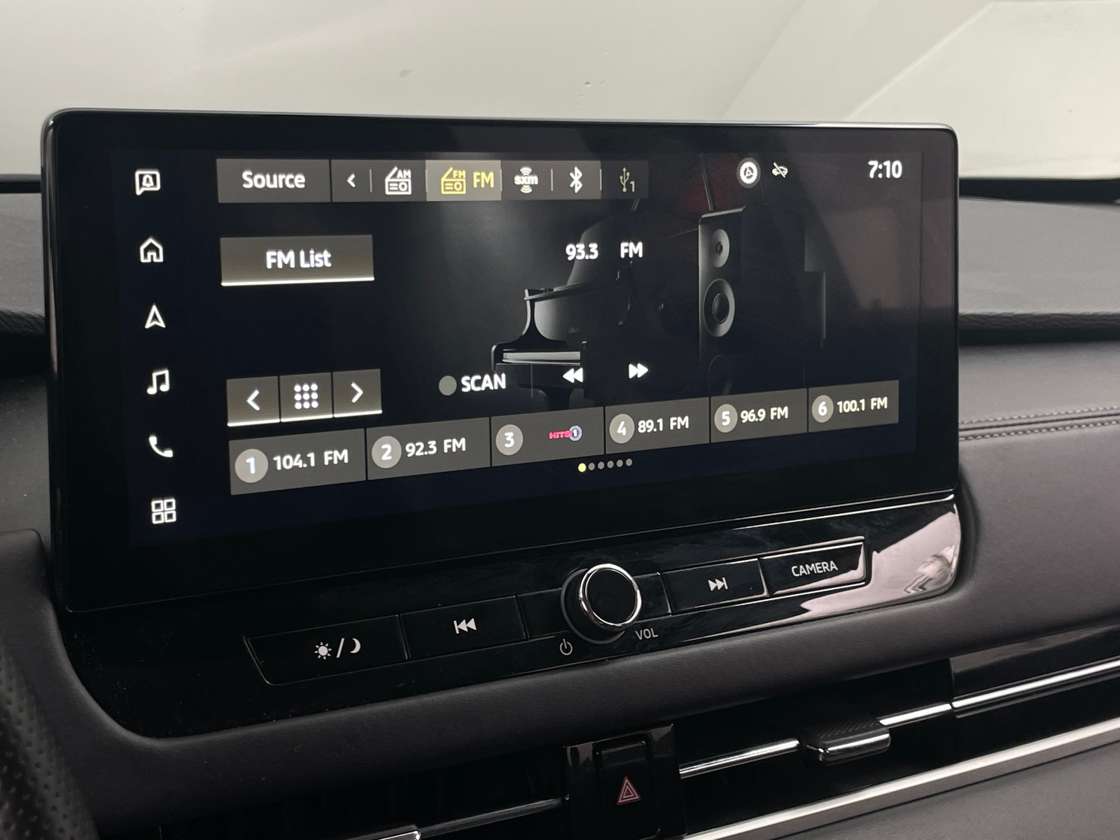 Thumbnail: 2025 Mitsubishi Outlander - 4