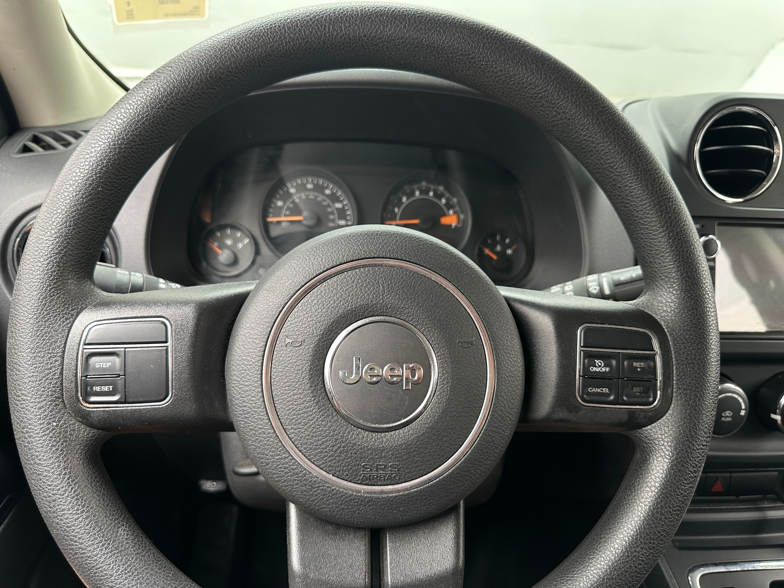 Thumbnail: 2016 Jeep Patriot - 5