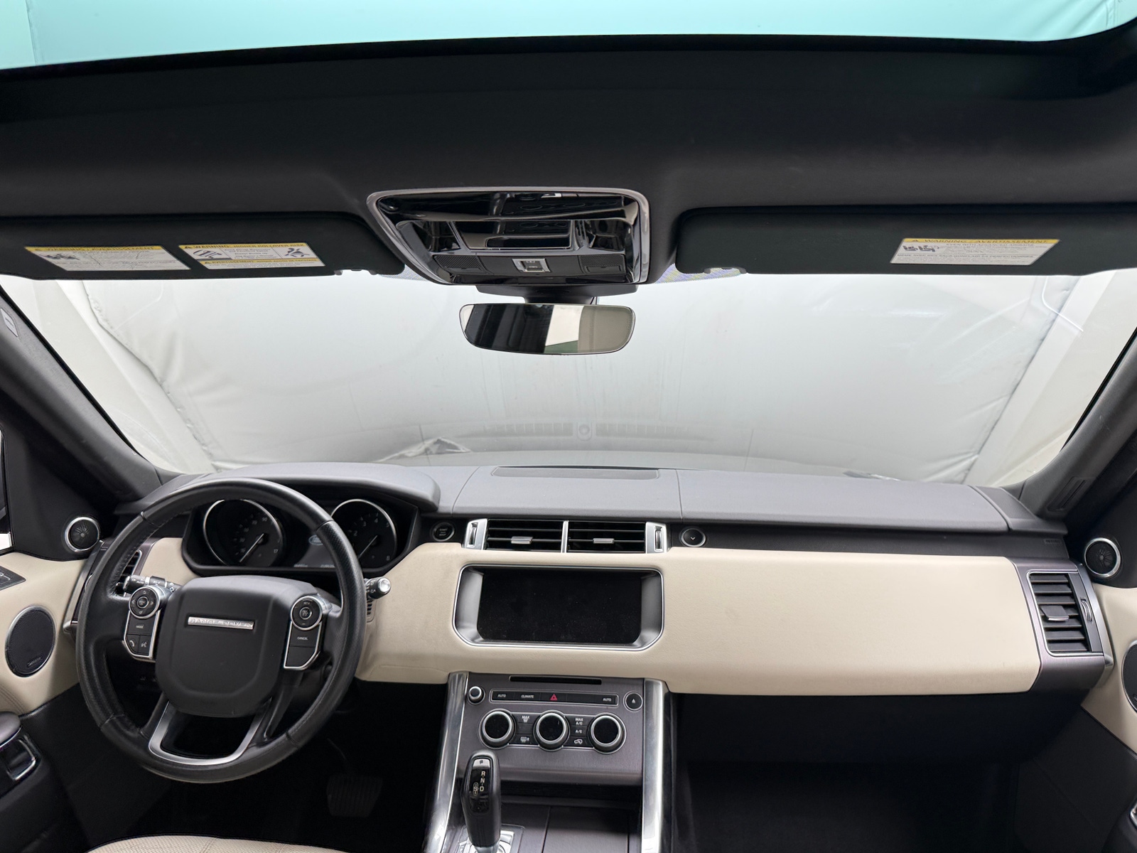 Thumbnail: 2017 Land Rover Range Rover Sport - 2