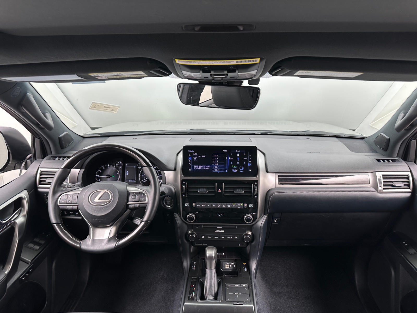 Thumbnail: 2023 Lexus GX - 3