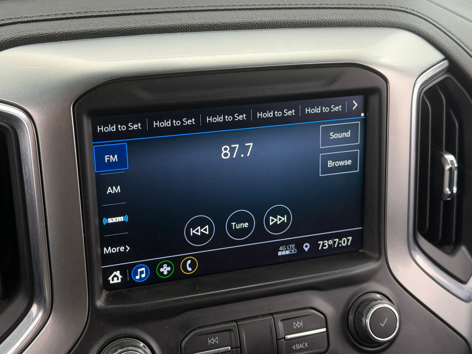 Thumbnail: 2021 Chevrolet Silverado 1500 - 4