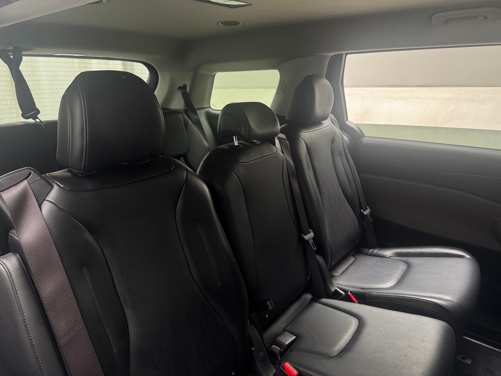 Thumbnail: 2025 Kia Carnival - 5