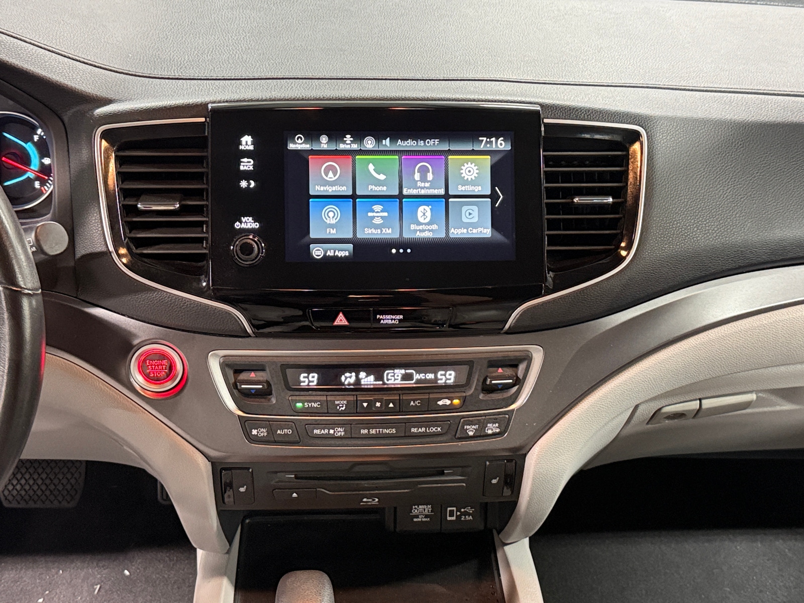 Thumbnail: 2019 Honda Pilot - 4