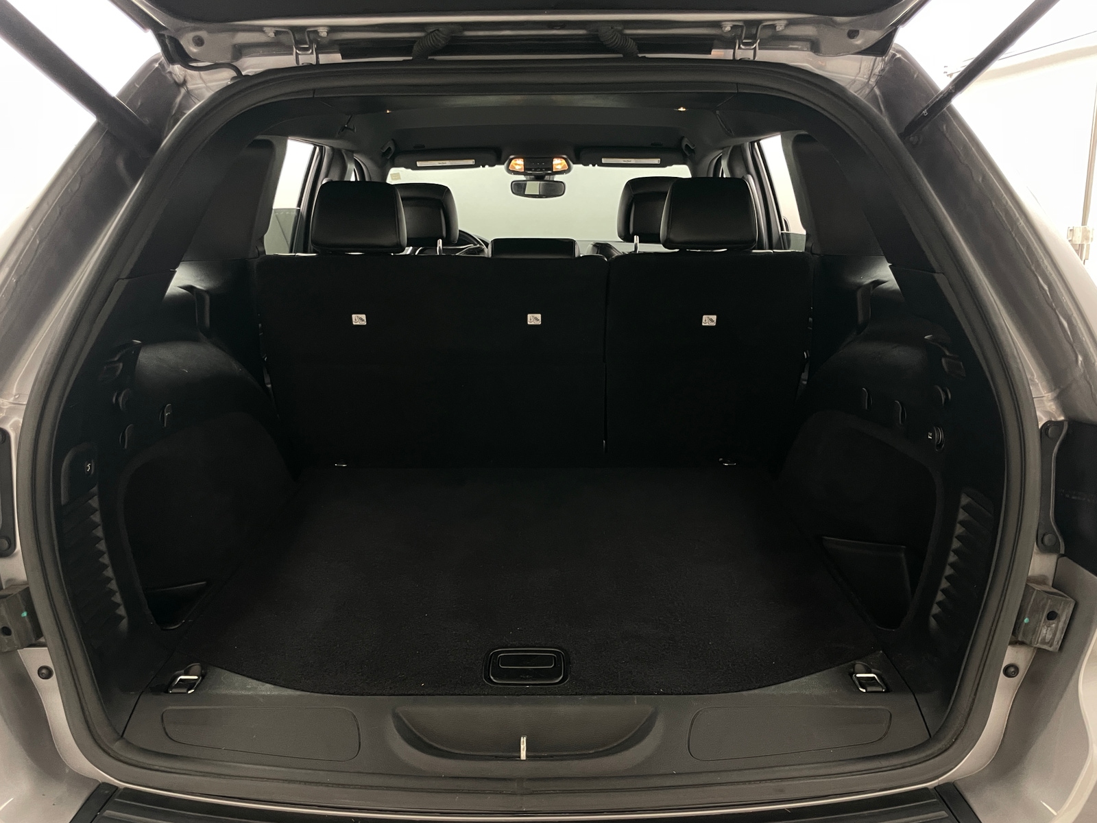 Thumbnail: 2020 Jeep Grand Cherokee - 6