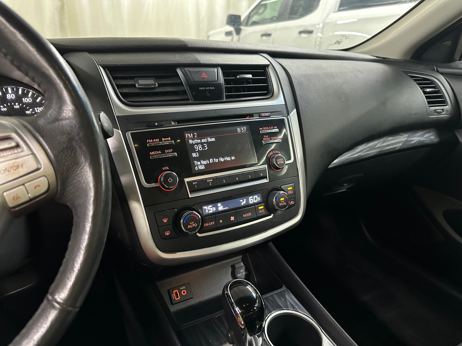 Thumbnail: 2017 Nissan Altima - 3
