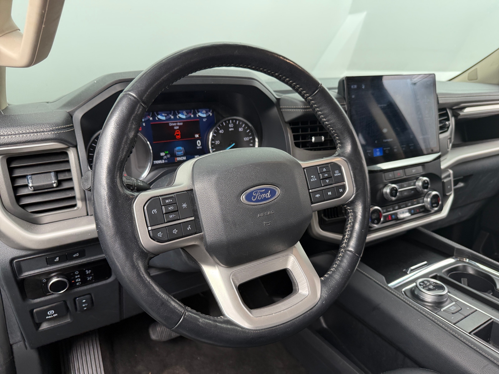 Thumbnail: 2023 Ford Expedition MAX - 4