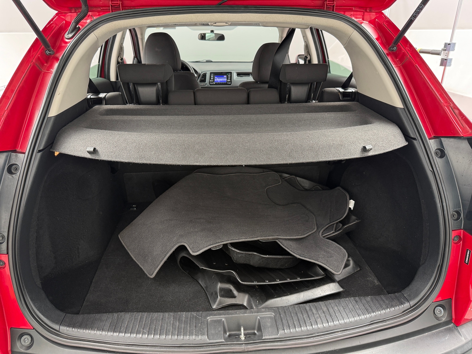 Thumbnail: 2016 Honda HR-V - 7