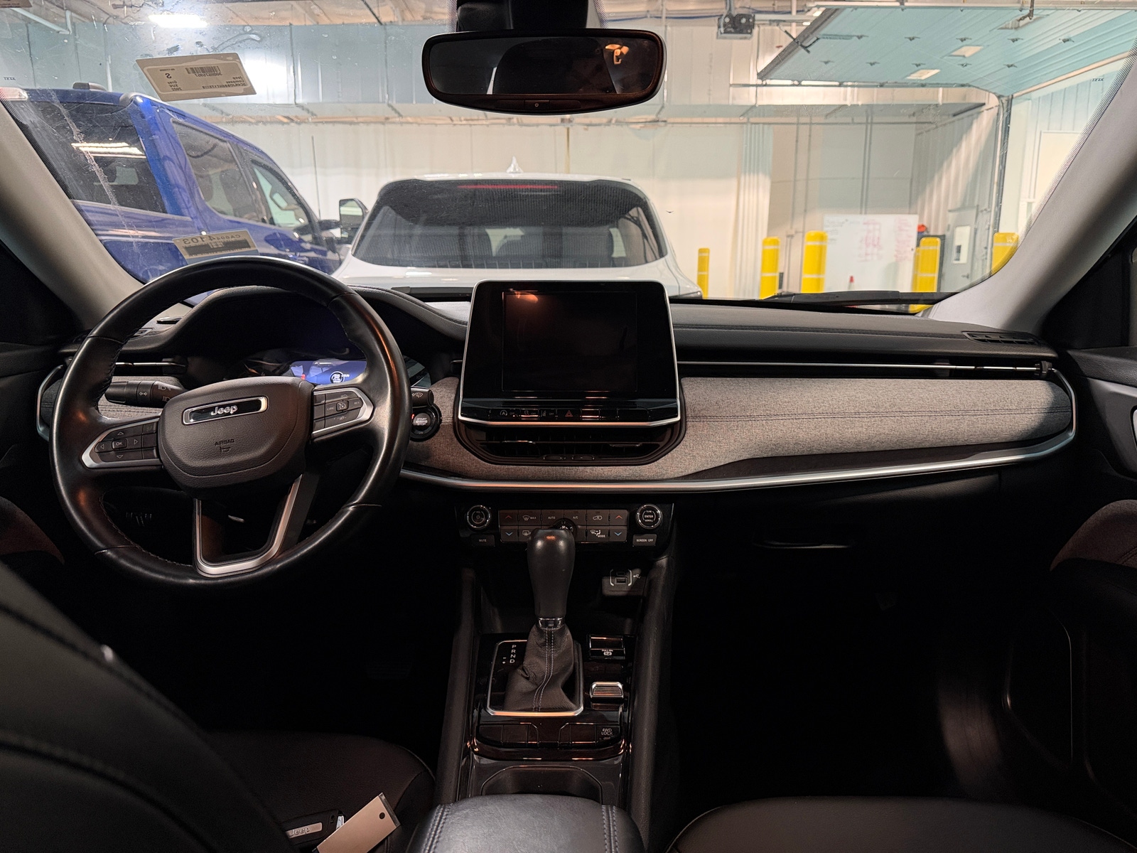 Thumbnail: 2022 Jeep Compass - 3