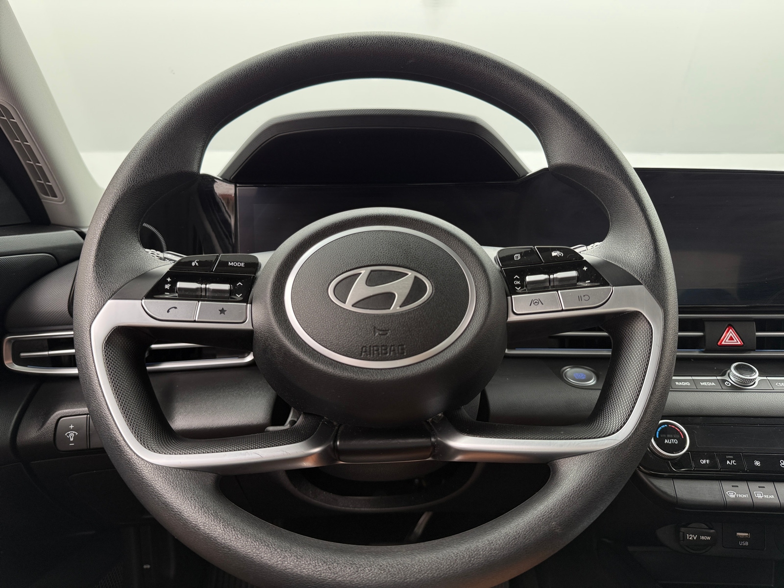 Thumbnail: 2024 Hyundai Elantra - 5