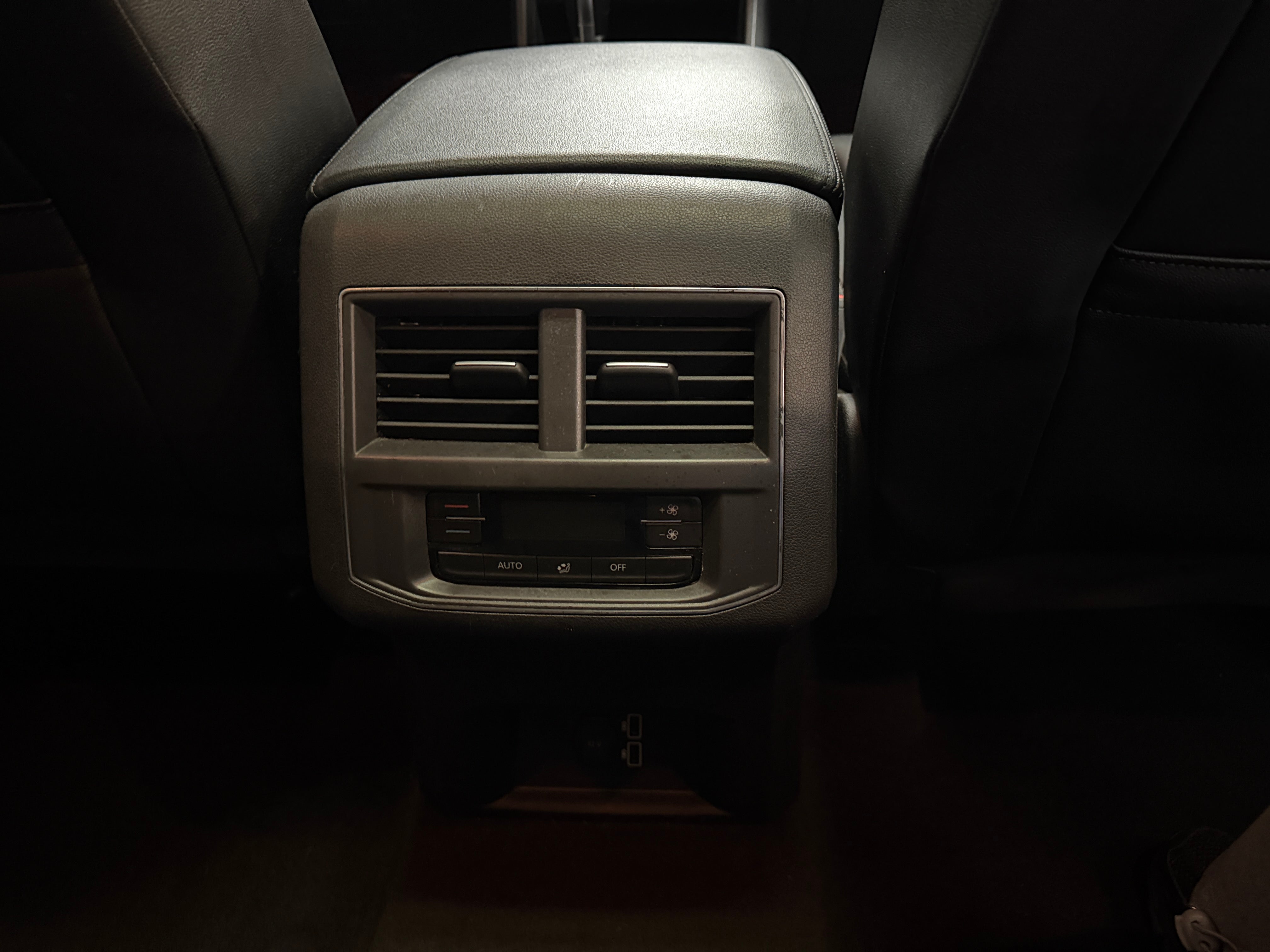 2019 Volkswagen Atlas SE w/Tech