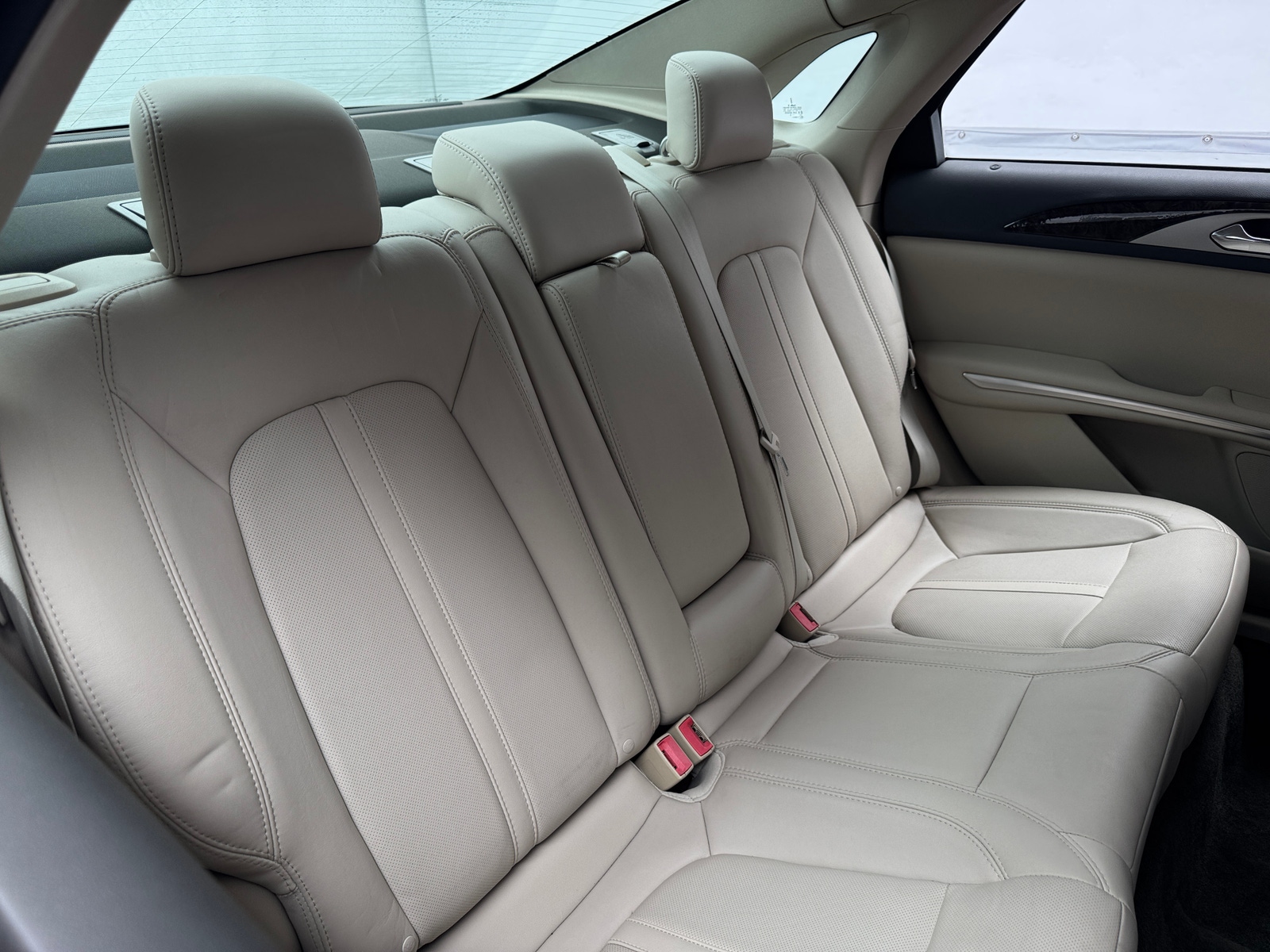 Thumbnail: 2016 Lincoln MKZ - 5