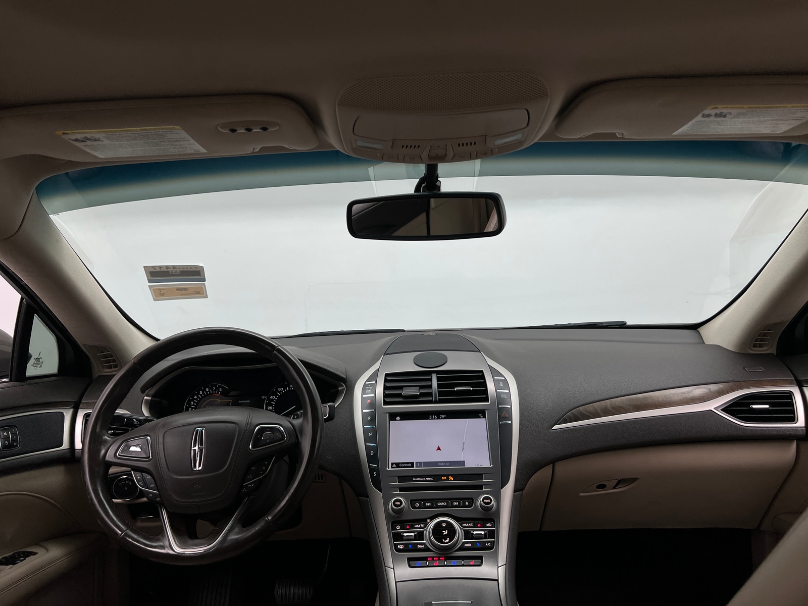 Thumbnail: 2017 Lincoln MKZ - 2