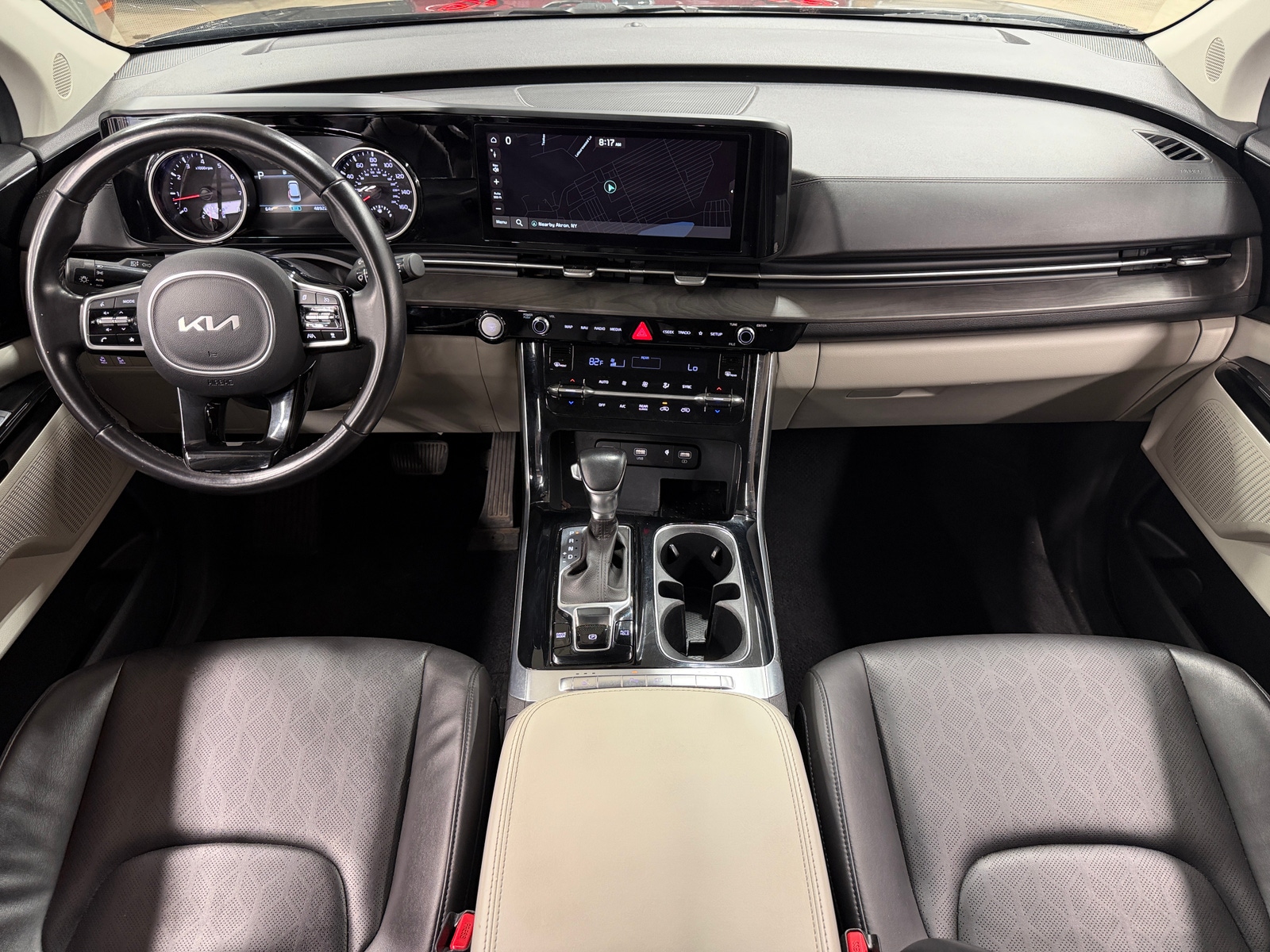 Thumbnail: 2023 Kia Carnival - 2