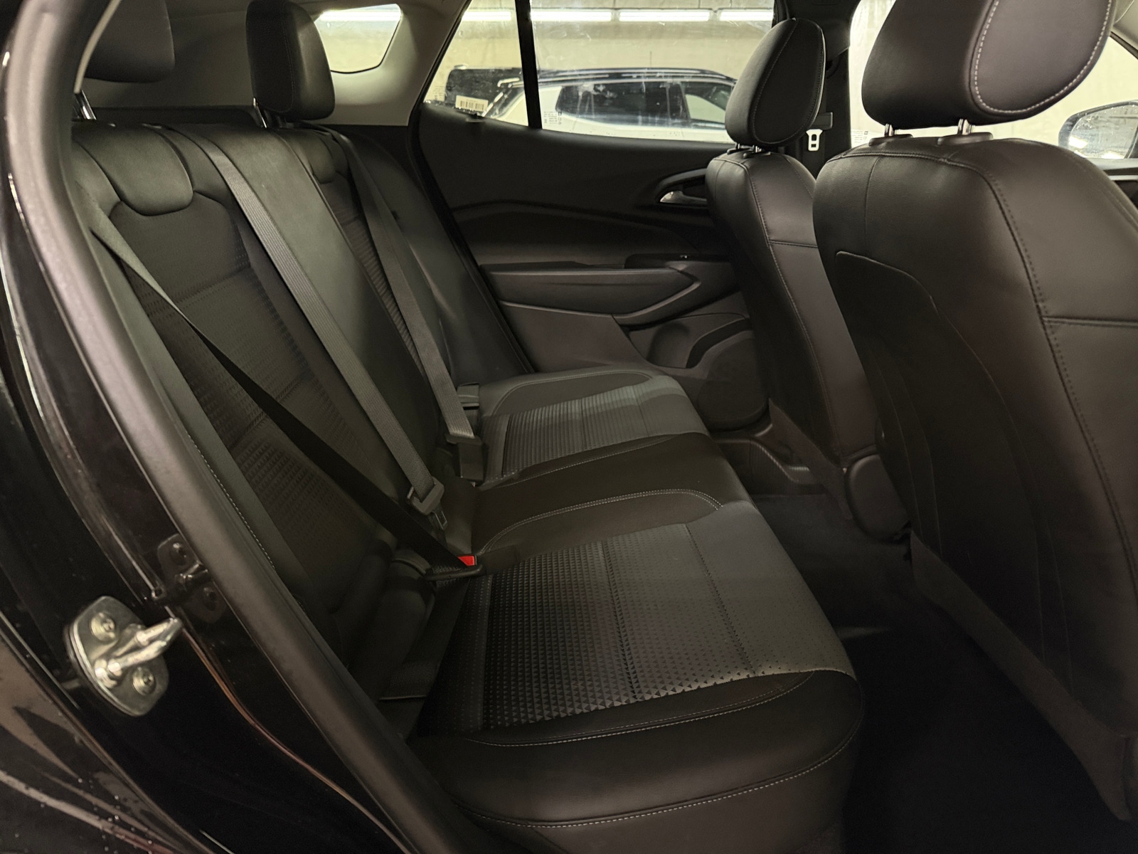 Thumbnail: 2025 Chevrolet Trax - 5