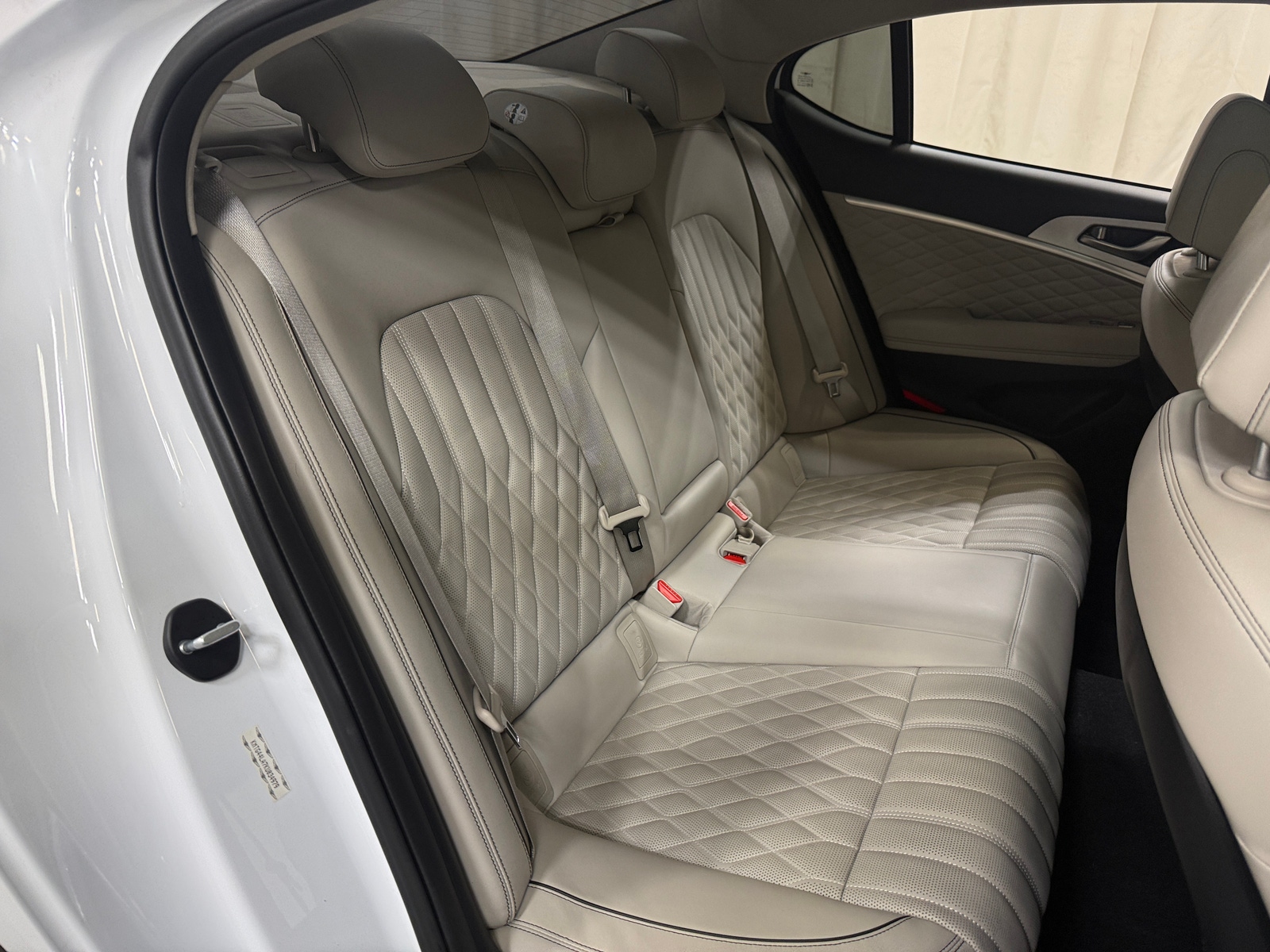 Thumbnail: 2019 Genesis G70 - 6