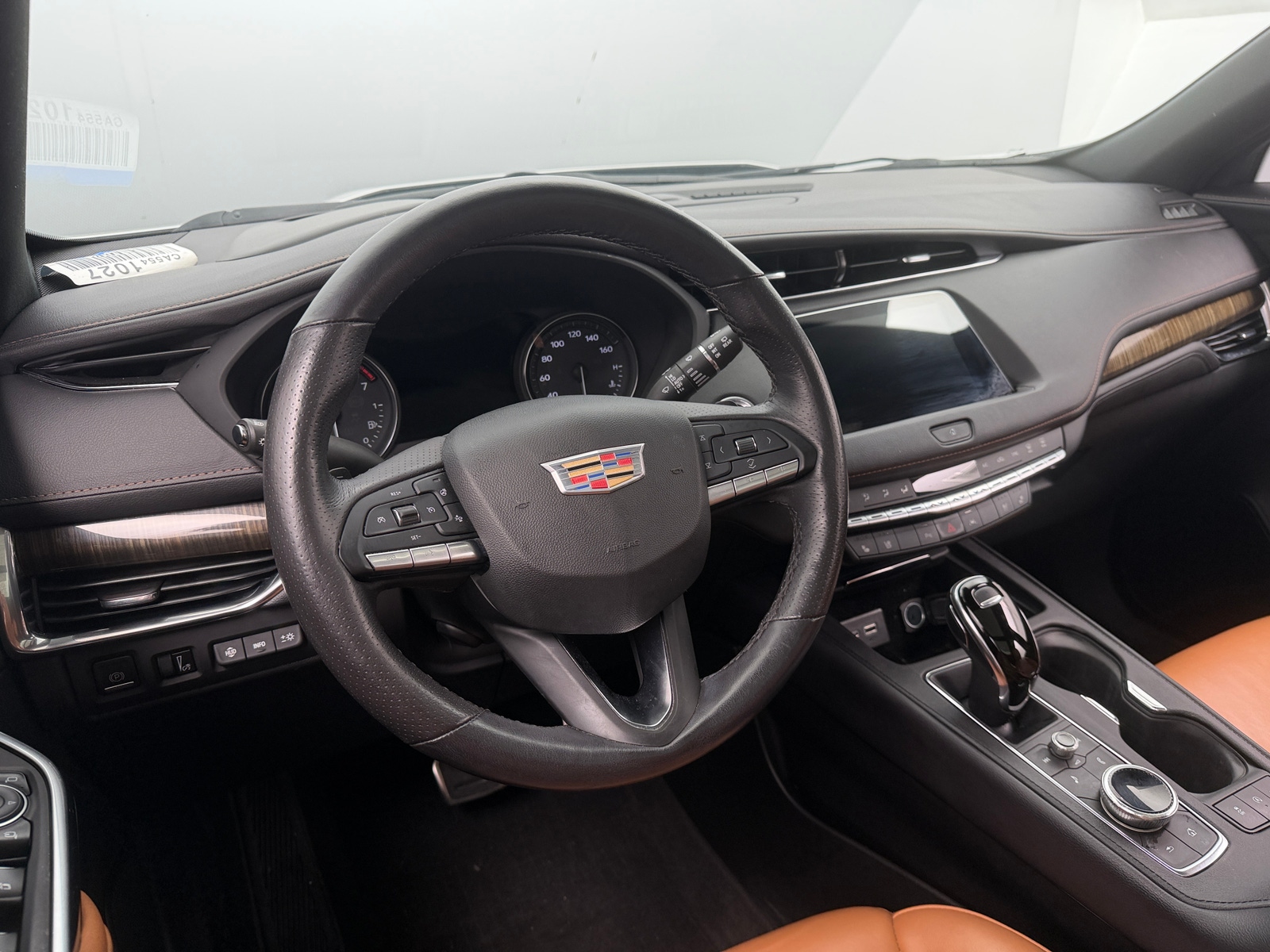 Thumbnail: 2022 Cadillac XT4 - 4