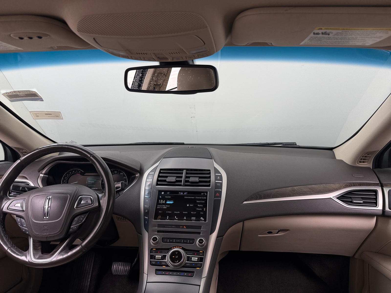 Thumbnail: 2017 Lincoln MKZ - 2