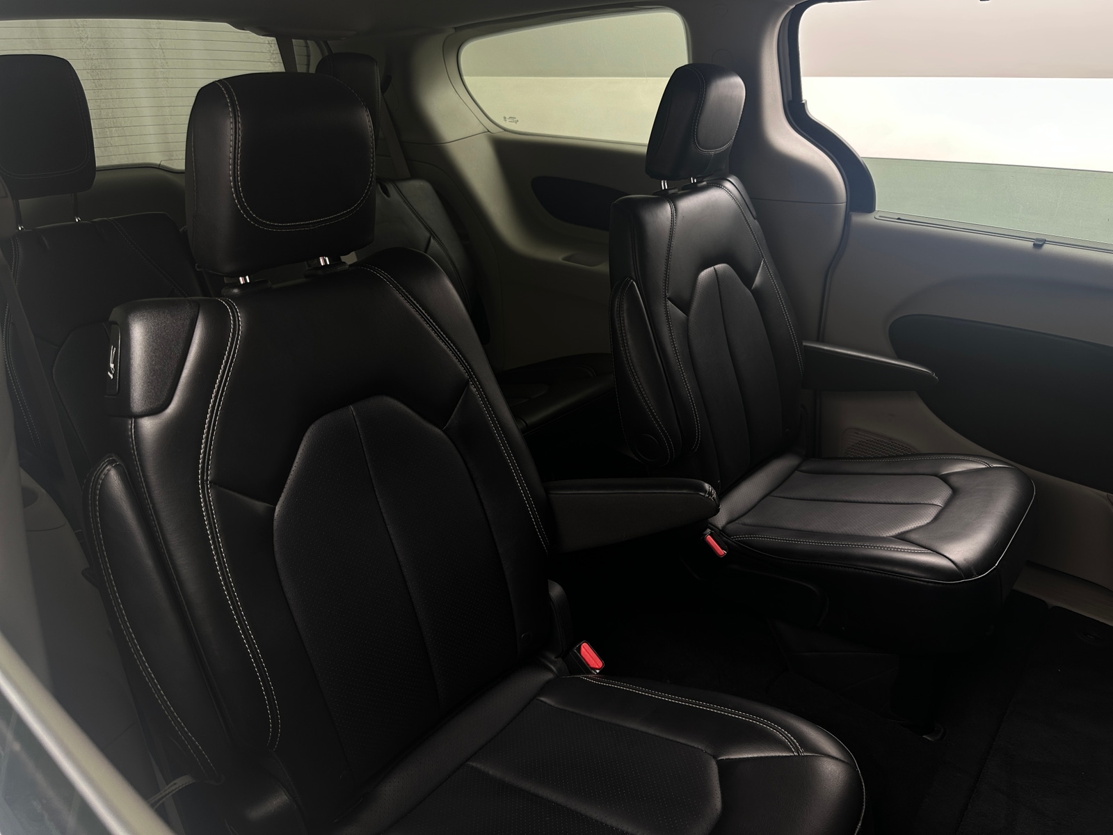 Thumbnail: 2024 Chrysler Pacifica - 5