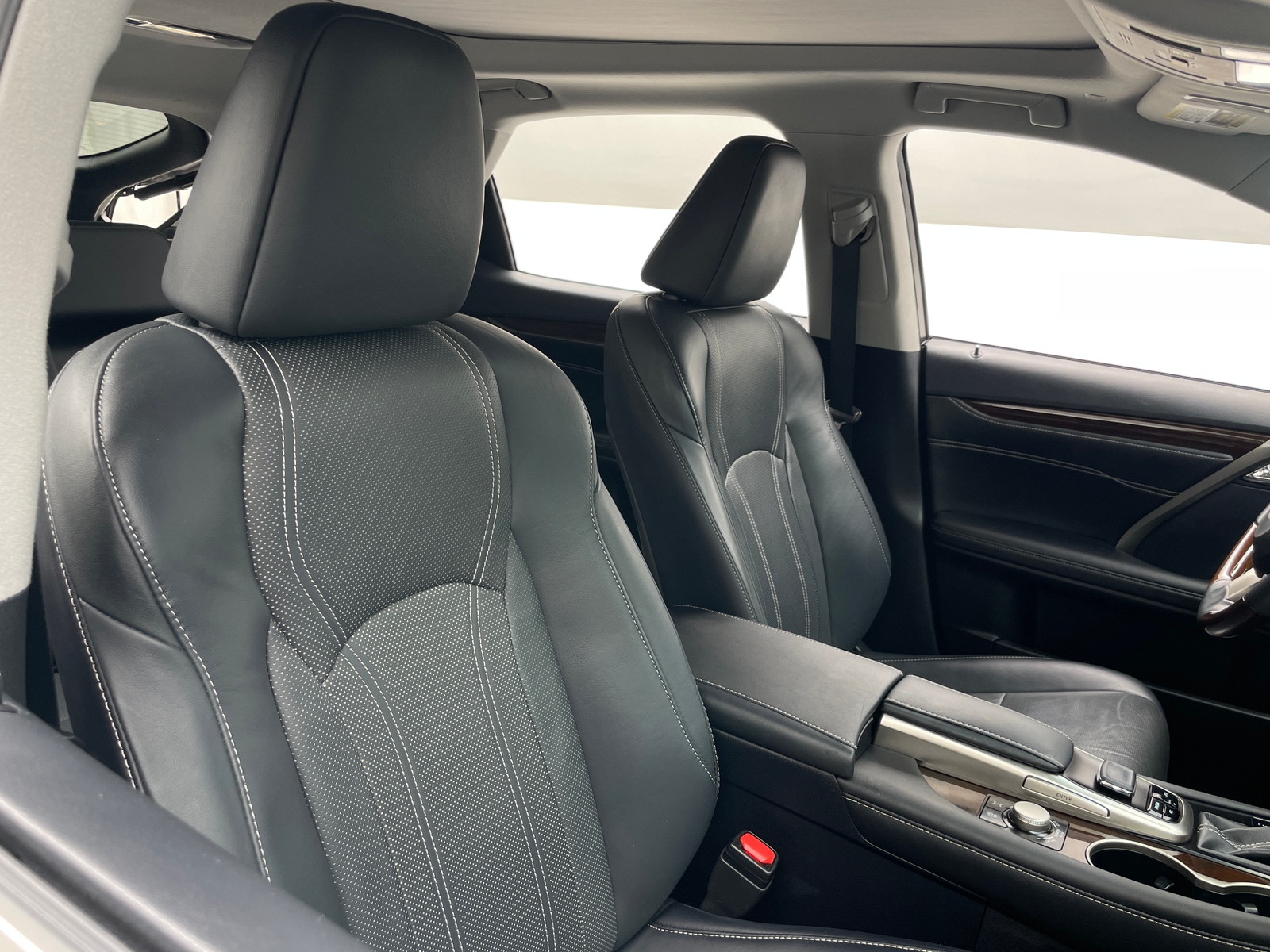 Thumbnail: 2019 Lexus RX - 2