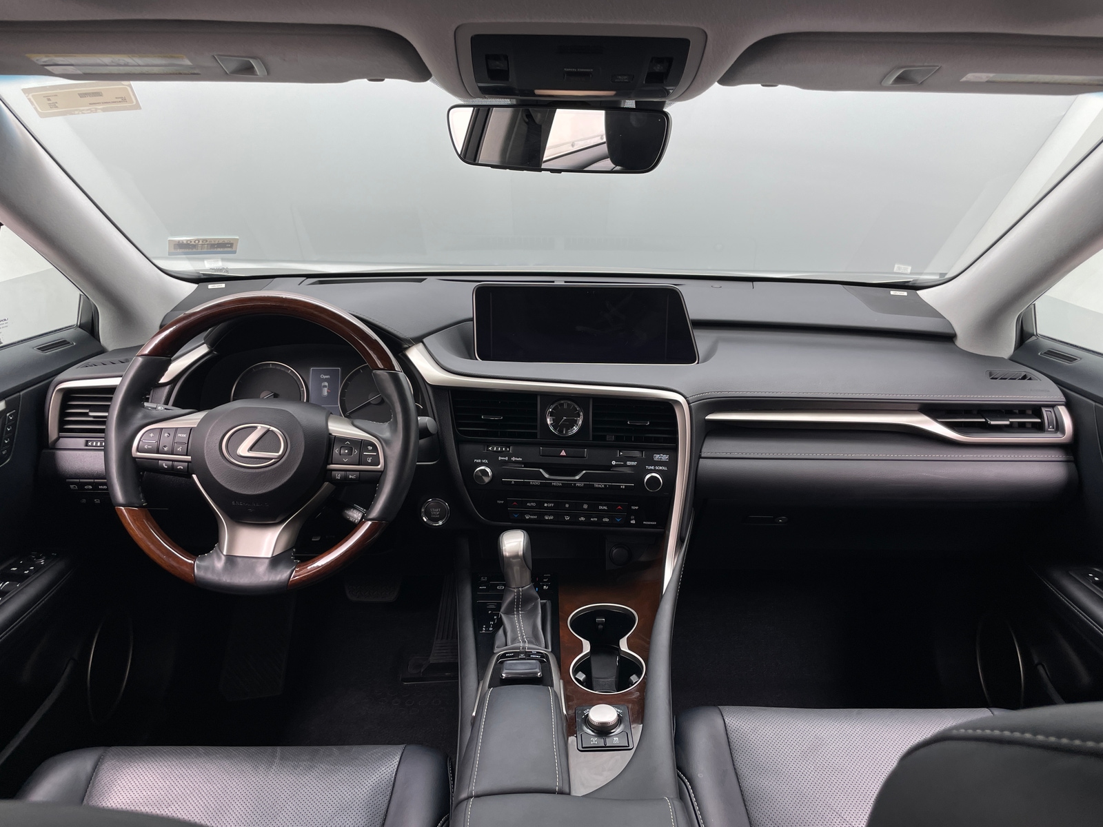 Thumbnail: 2019 Lexus RX - 3