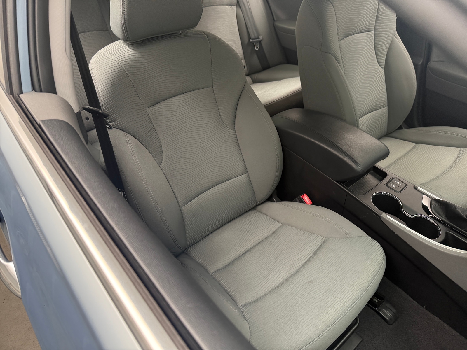 Thumbnail: 2014 Hyundai Sonata - 2