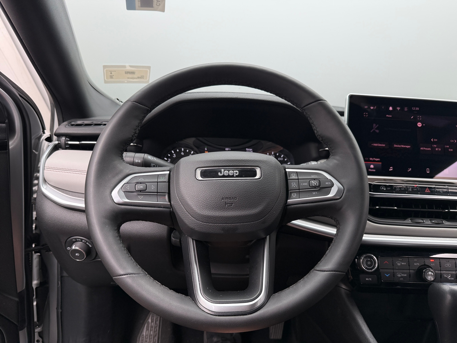 Thumbnail: 2025 Jeep Compass - 4