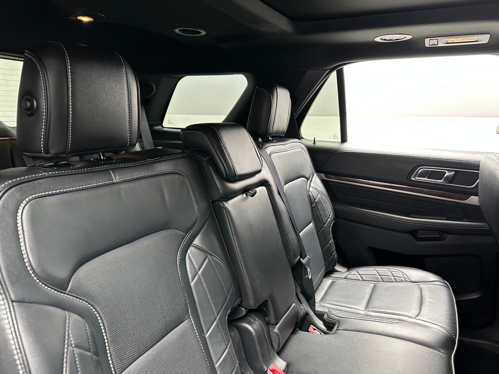 Thumbnail: 2017 Ford Explorer - 5