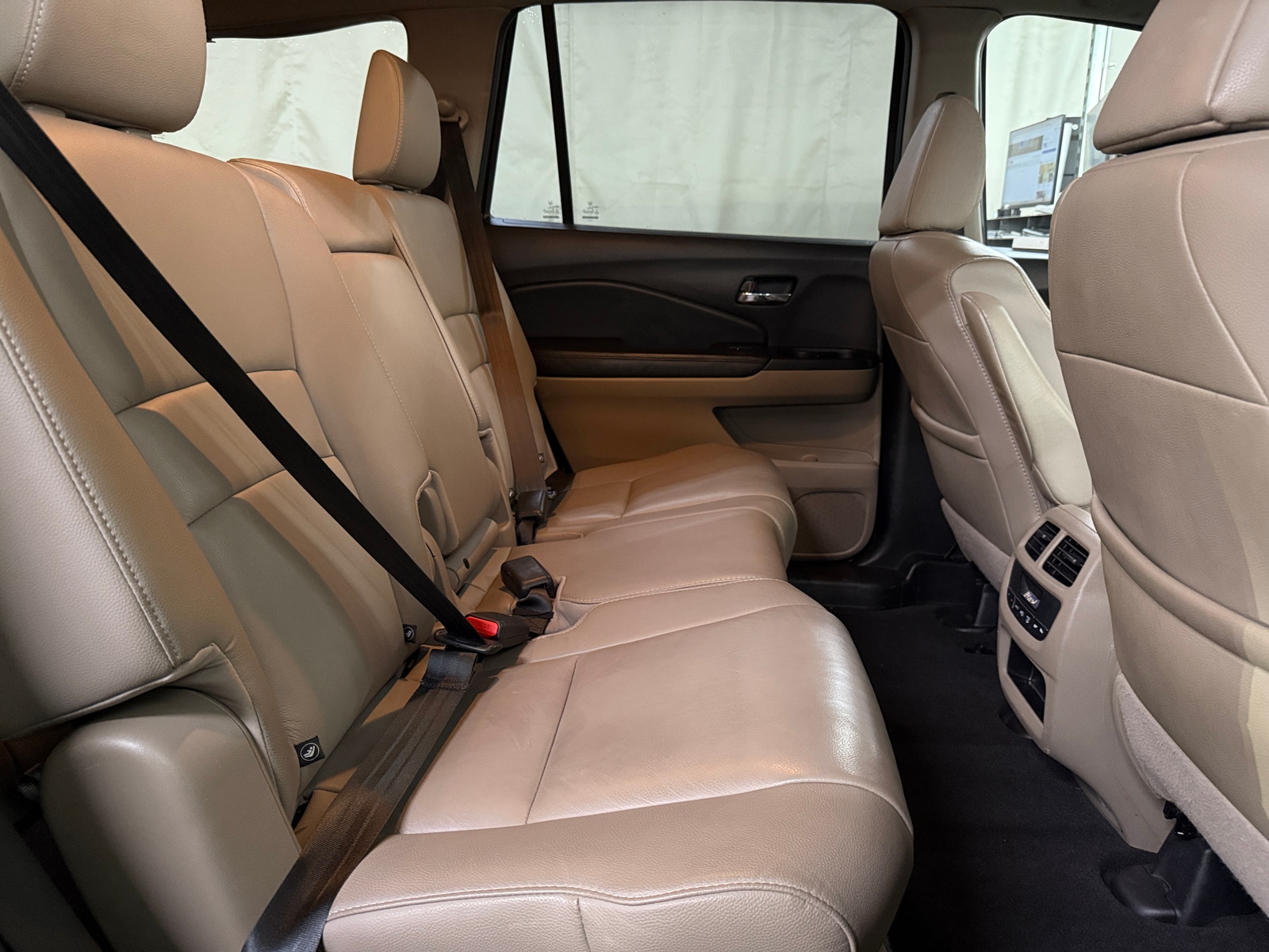 Thumbnail: 2018 Honda Pilot - 5