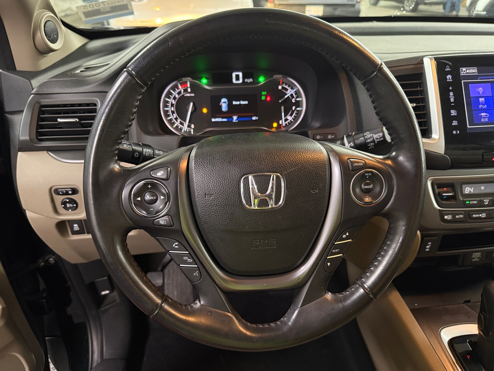 Thumbnail: 2018 Honda Pilot - 4