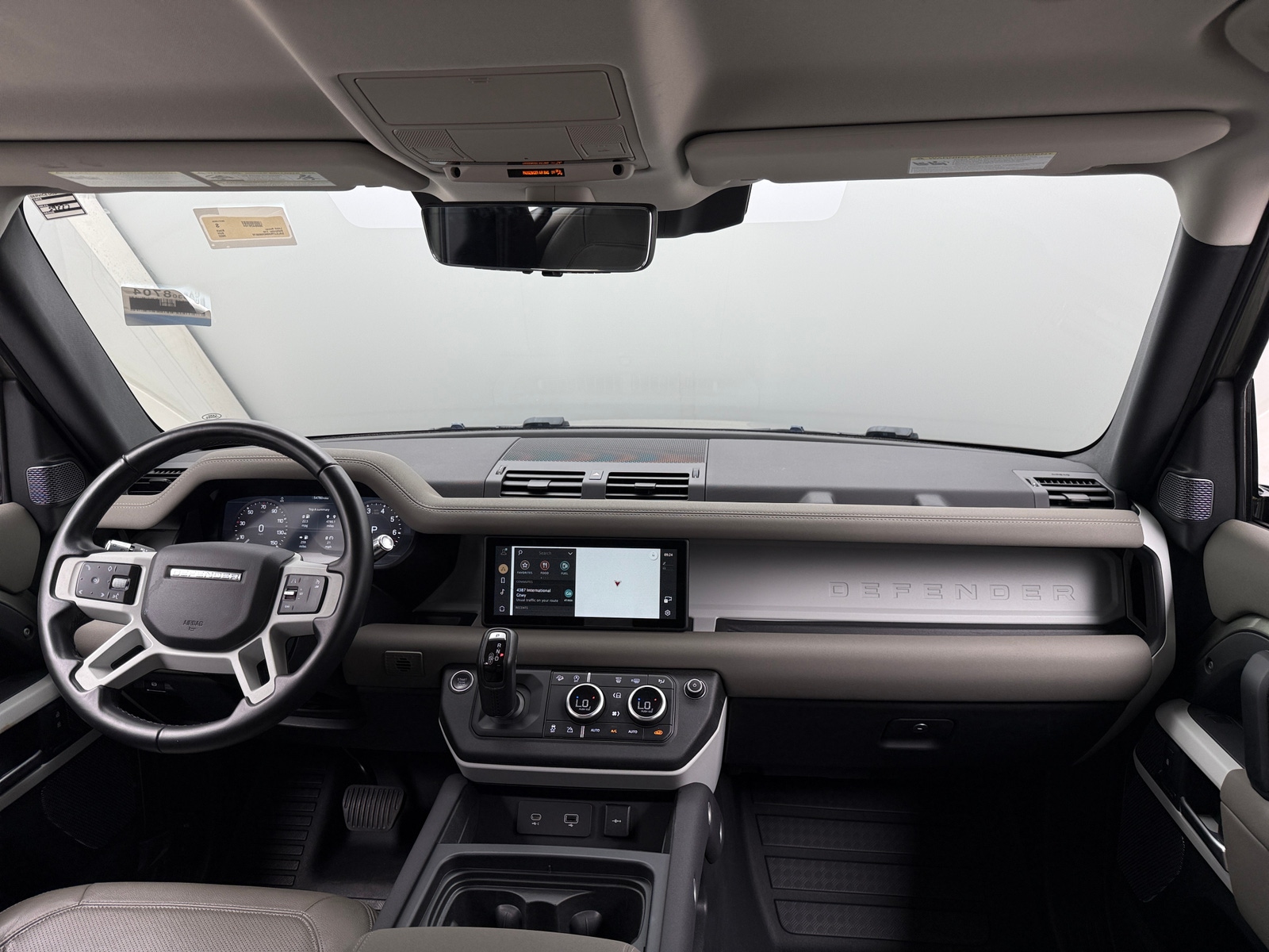 Thumbnail: 2022 Land Rover Defender - 2
