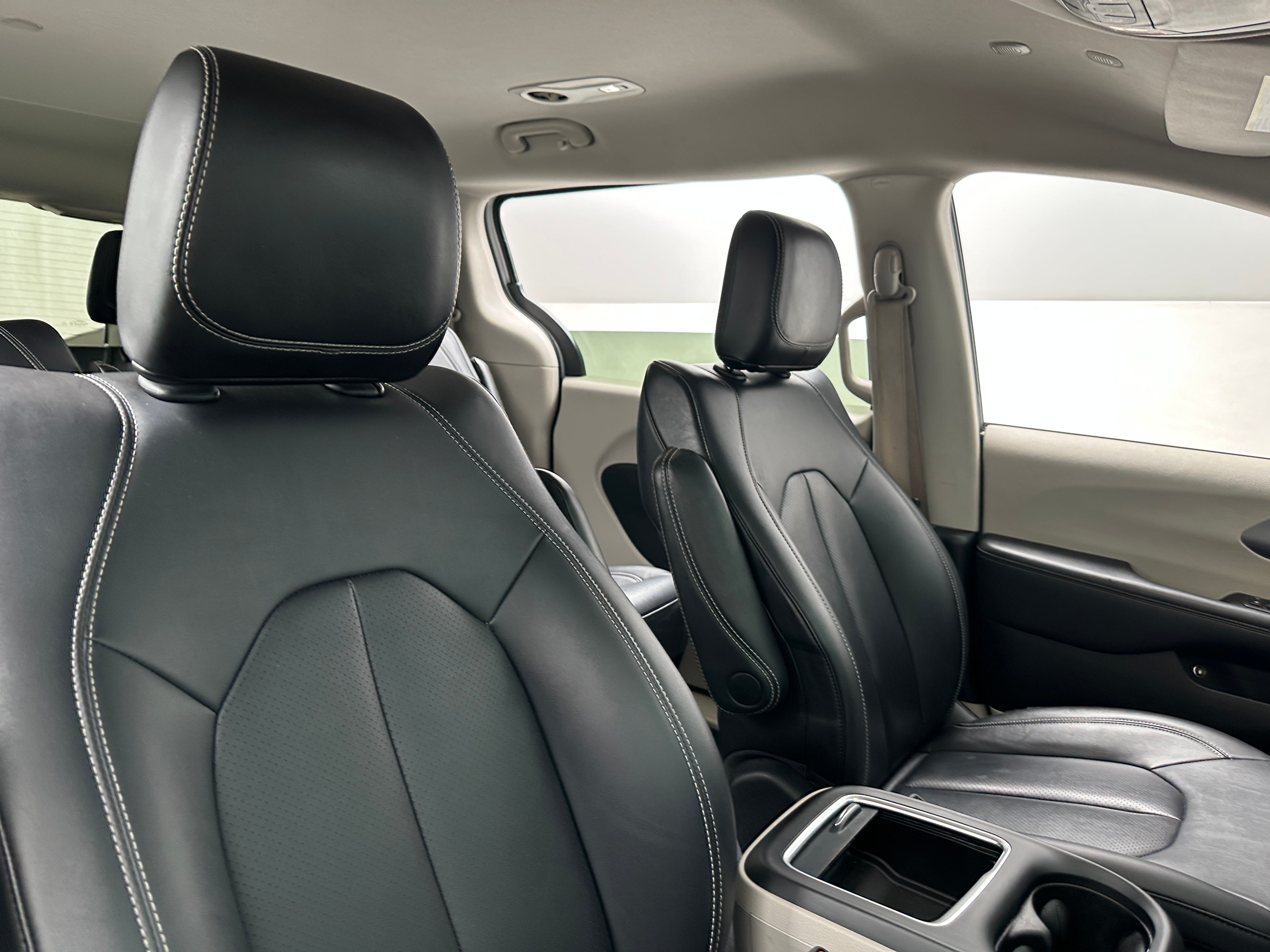 2024 Chrysler Pacifica PHEV