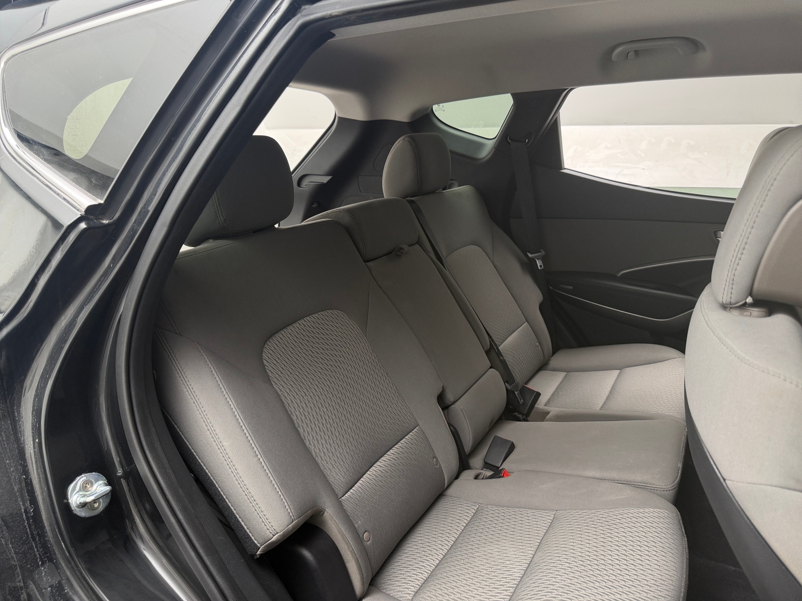 Thumbnail: 2017 Hyundai Santa Fe - 6