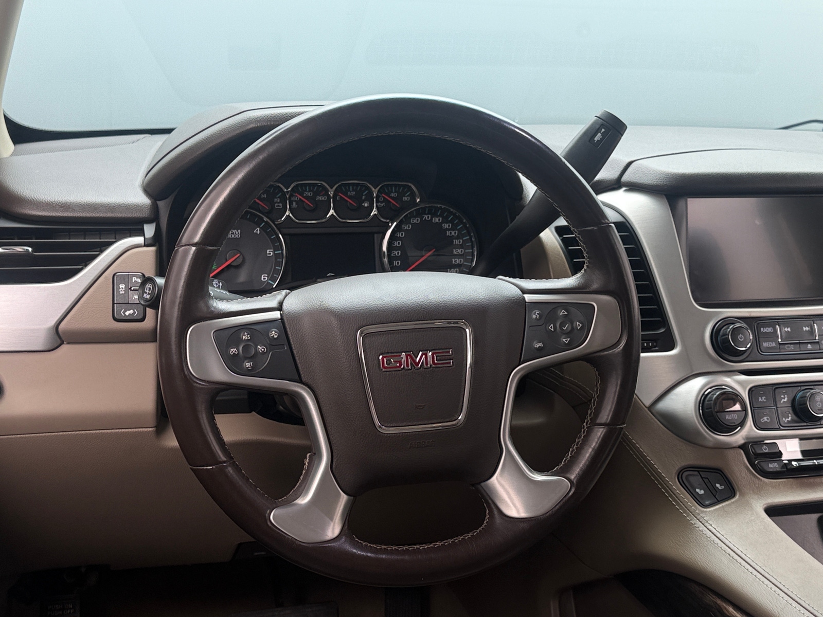 Thumbnail: 2019 GMC Yukon - 4