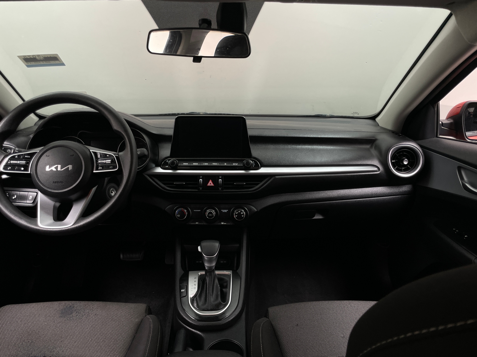 Thumbnail: 2023 Kia Forte - 3