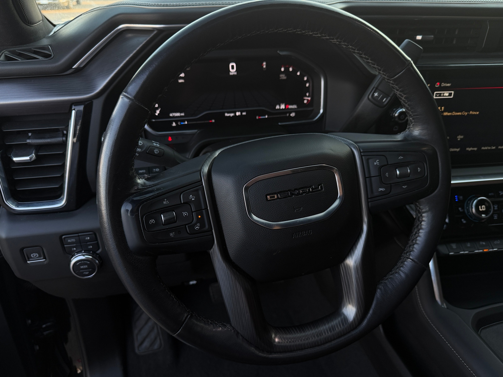 Thumbnail: 2024 GMC Sierra 2500 - 4
