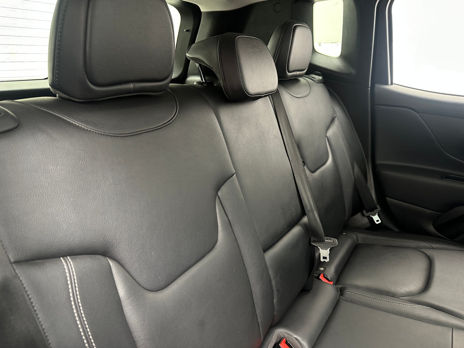 Thumbnail: 2018 Jeep Renegade - 5