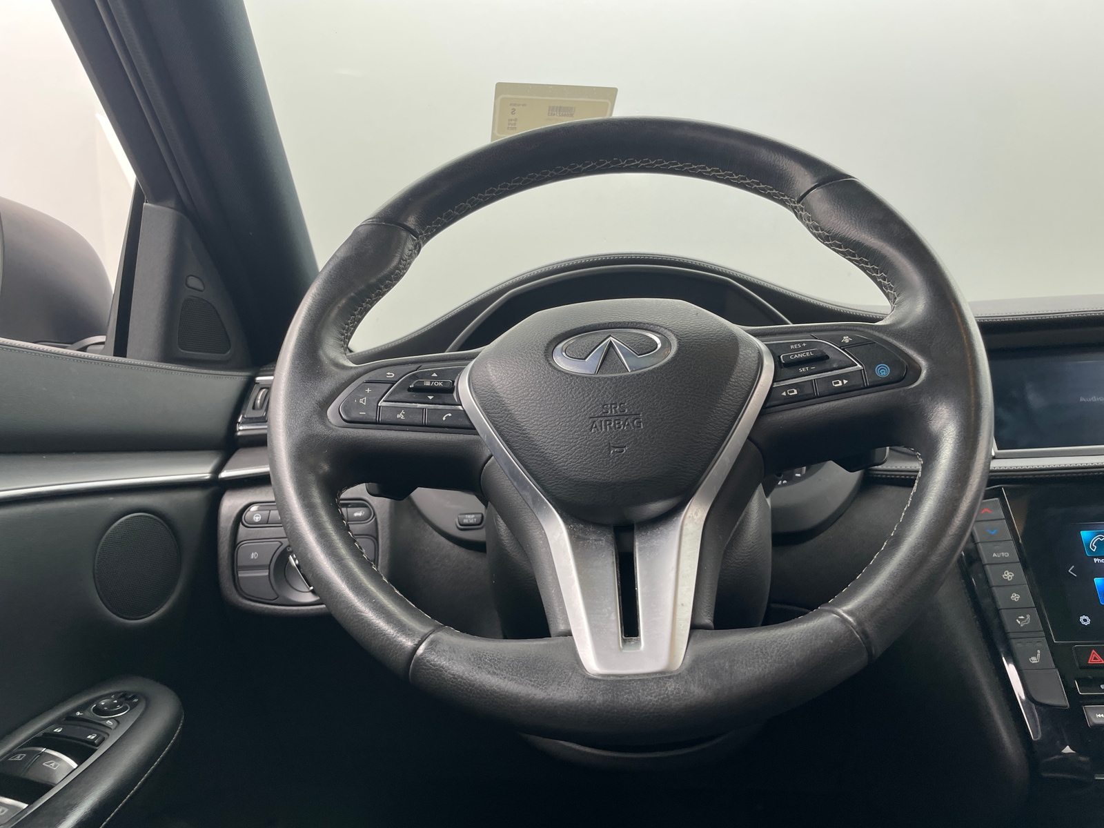 Thumbnail: 2023 INFINITI QX55 - 4