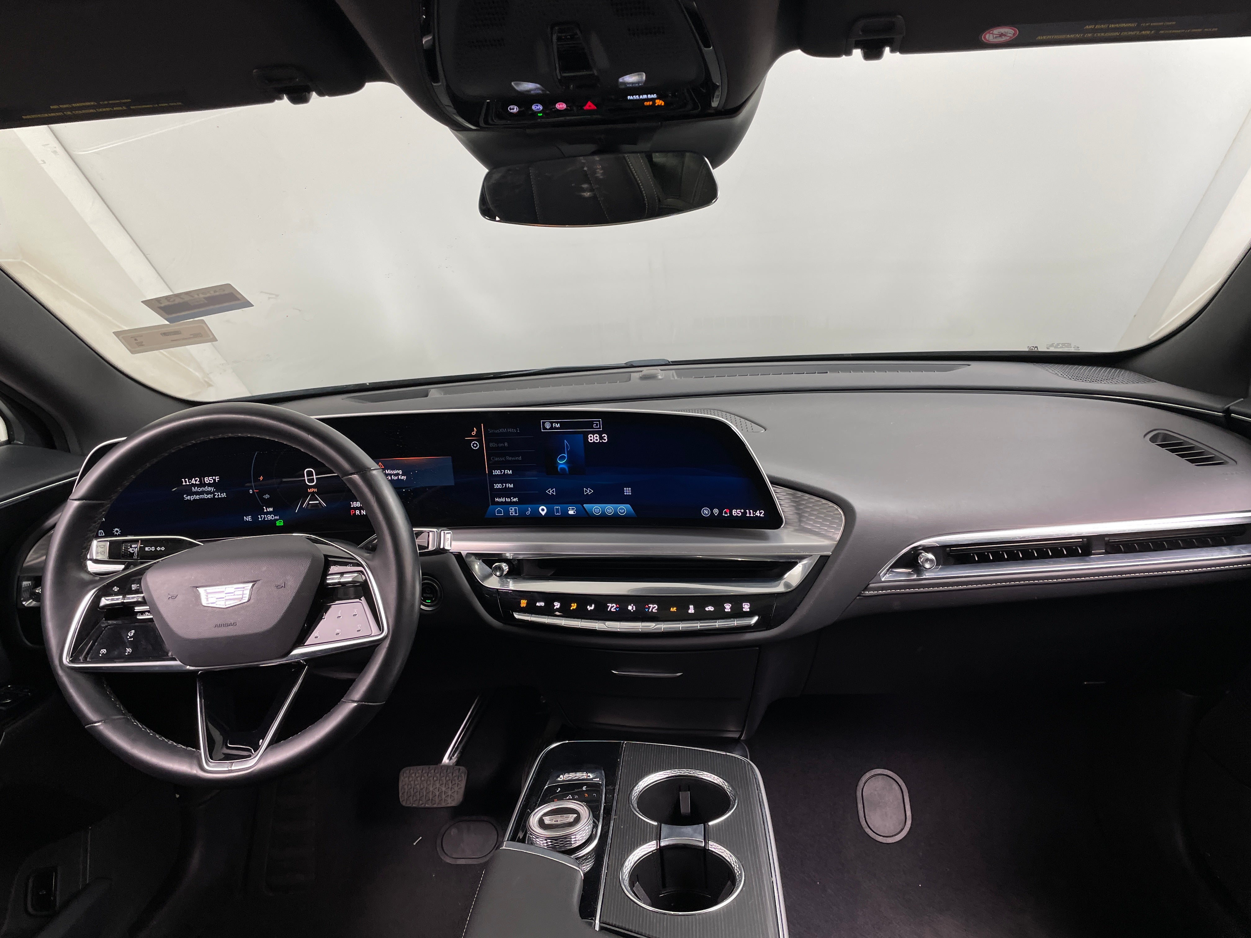 Used 2024 Cadillac LYRIQ Luxury 1 with VIN 1GYKPPRL6RZ129082 for sale in Auburn, WA