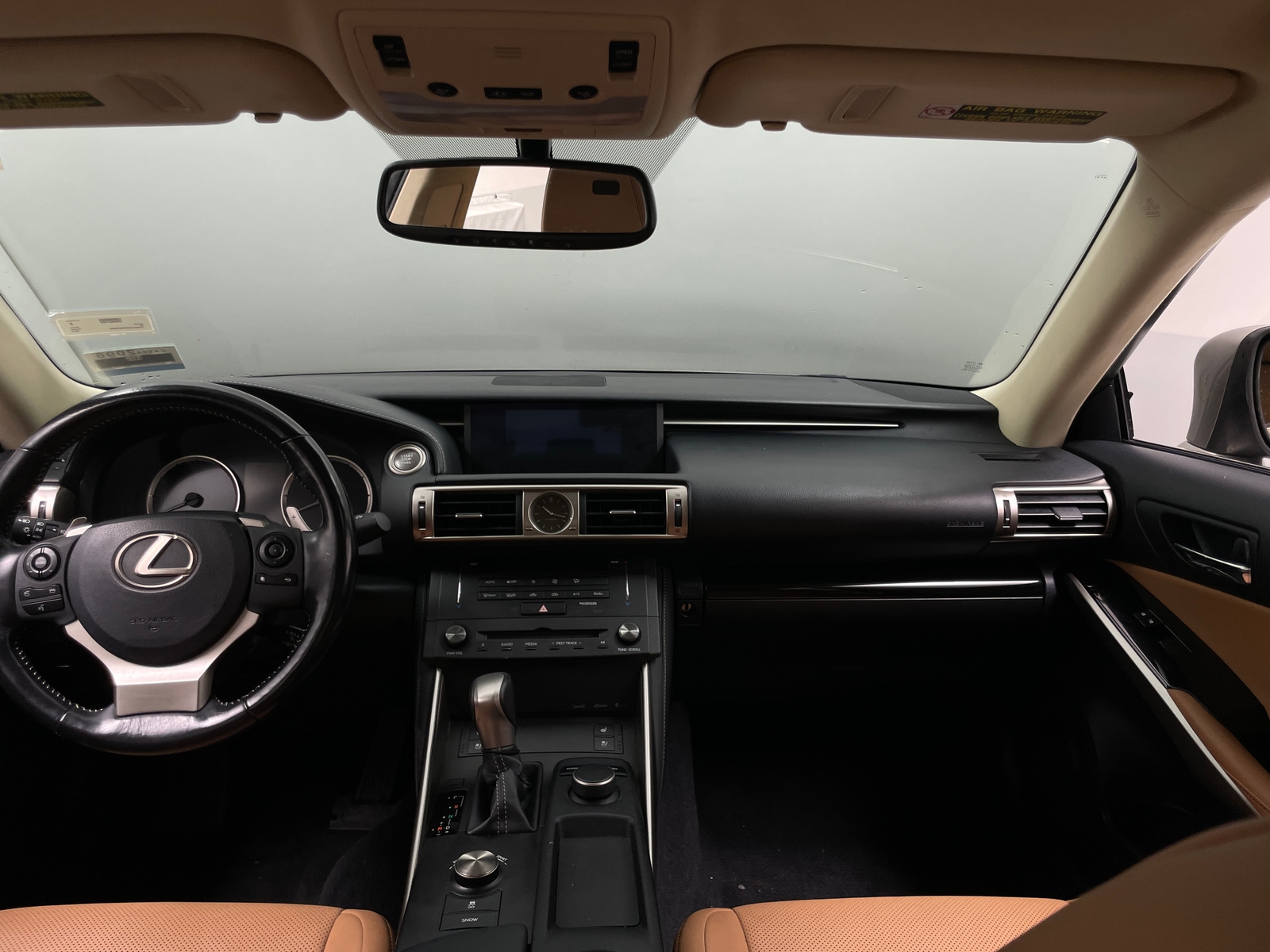 Thumbnail: 2015 Lexus IS - 2